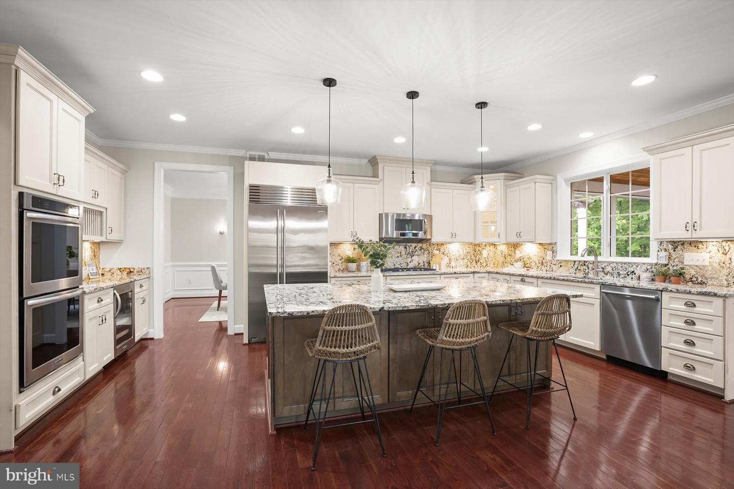 1302 SCOTTS RUN RD, MCLEAN, Virginia 22102, 7 Bedrooms Bedrooms, ,6 BathroomsBathrooms,Residential,For sale,1302 SCOTTS RUN RD,VAFX2230378 MLS # VAFX2230378