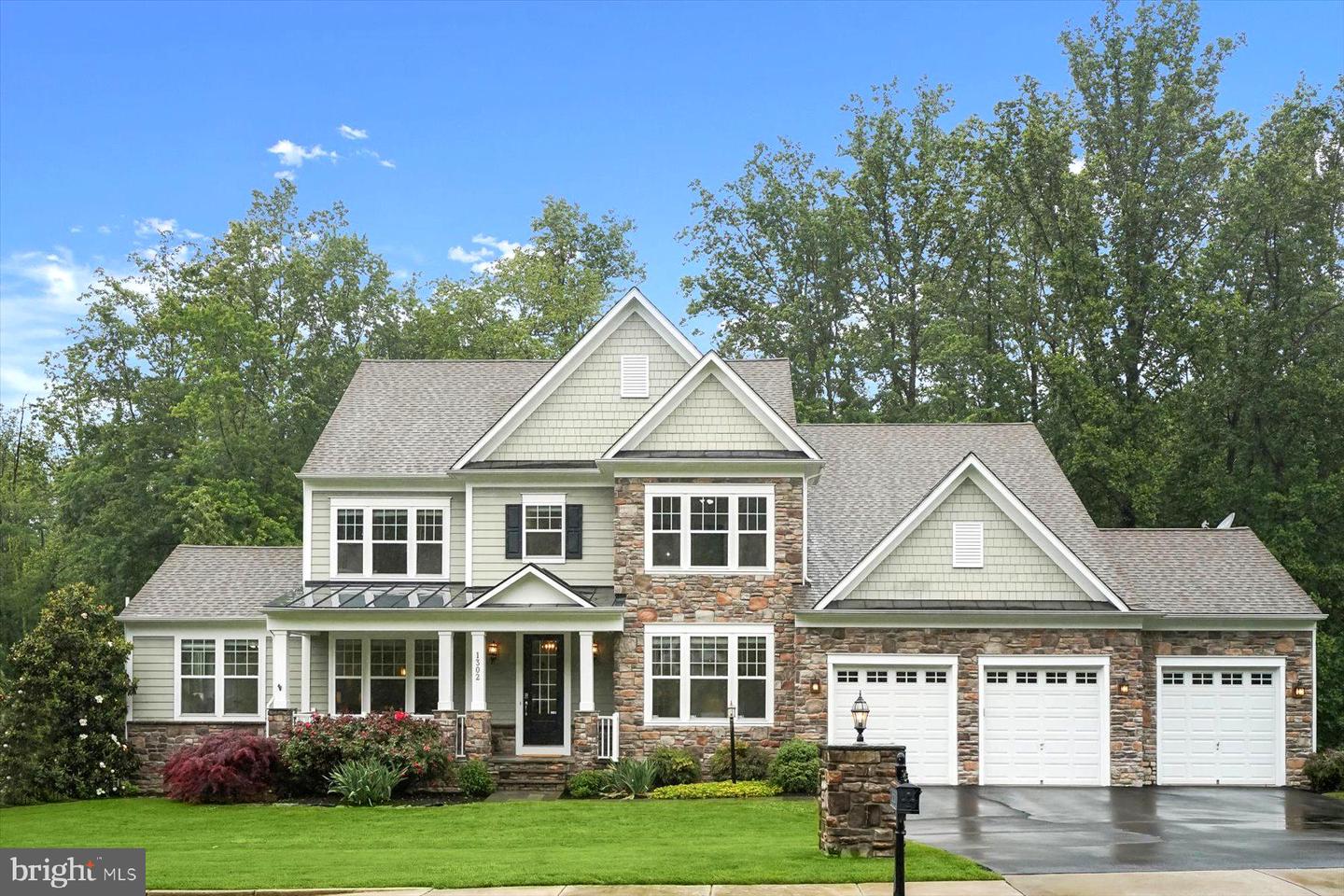 1302 SCOTTS RUN RD, MCLEAN, Virginia 22102, 7 Bedrooms Bedrooms, ,6 BathroomsBathrooms,Residential,For sale,1302 SCOTTS RUN RD,VAFX2230378 MLS # VAFX2230378