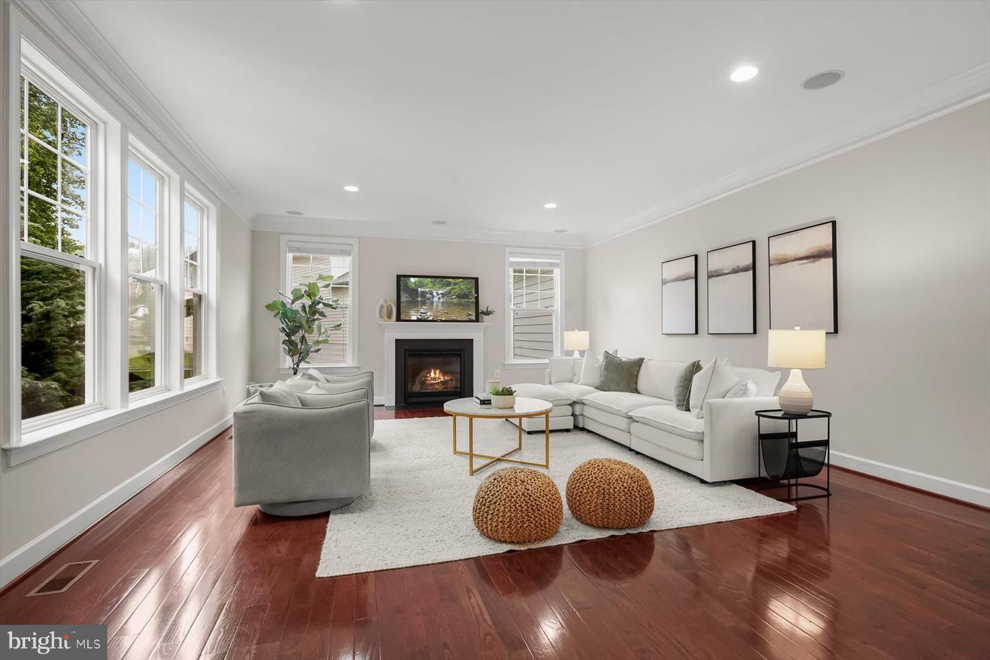 1302 SCOTTS RUN RD, MCLEAN, Virginia 22102, 7 Bedrooms Bedrooms, ,6 BathroomsBathrooms,Residential,For sale,1302 SCOTTS RUN RD,VAFX2230378 MLS # VAFX2230378