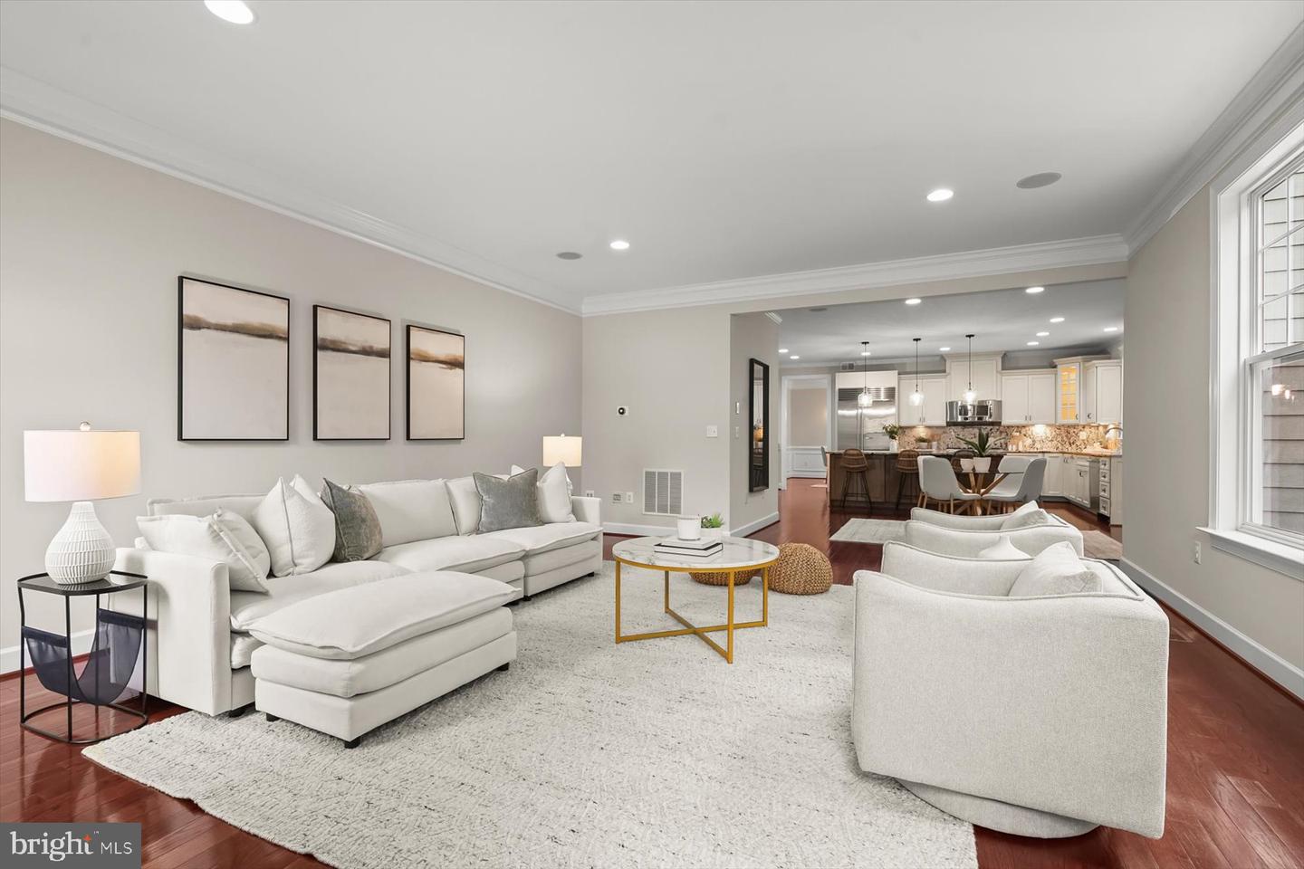 1302 SCOTTS RUN RD, MCLEAN, Virginia 22102, 7 Bedrooms Bedrooms, ,6 BathroomsBathrooms,Residential,For sale,1302 SCOTTS RUN RD,VAFX2230378 MLS # VAFX2230378