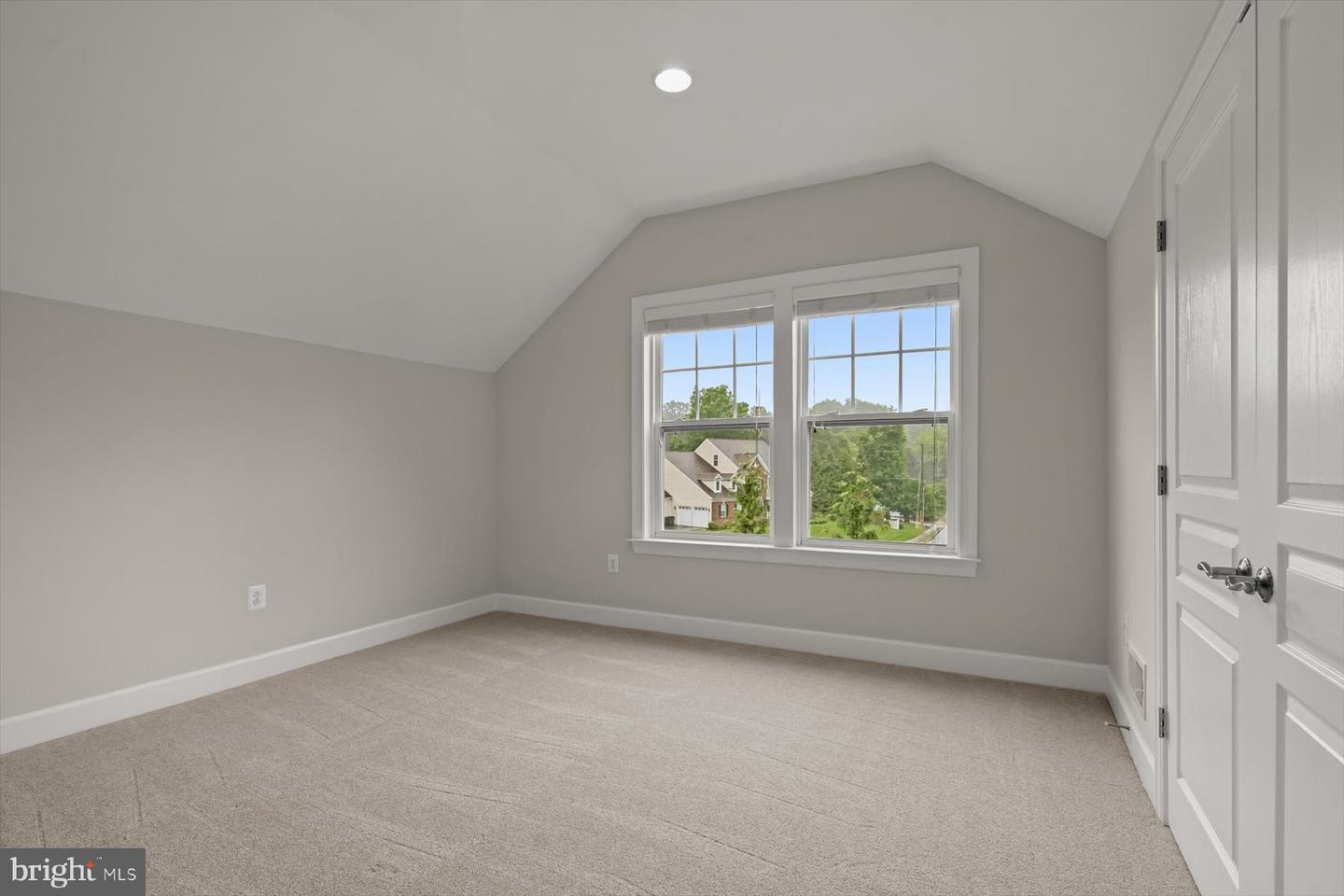 1302 SCOTTS RUN RD, MCLEAN, Virginia 22102, 7 Bedrooms Bedrooms, ,6 BathroomsBathrooms,Residential,For sale,1302 SCOTTS RUN RD,VAFX2230378 MLS # VAFX2230378