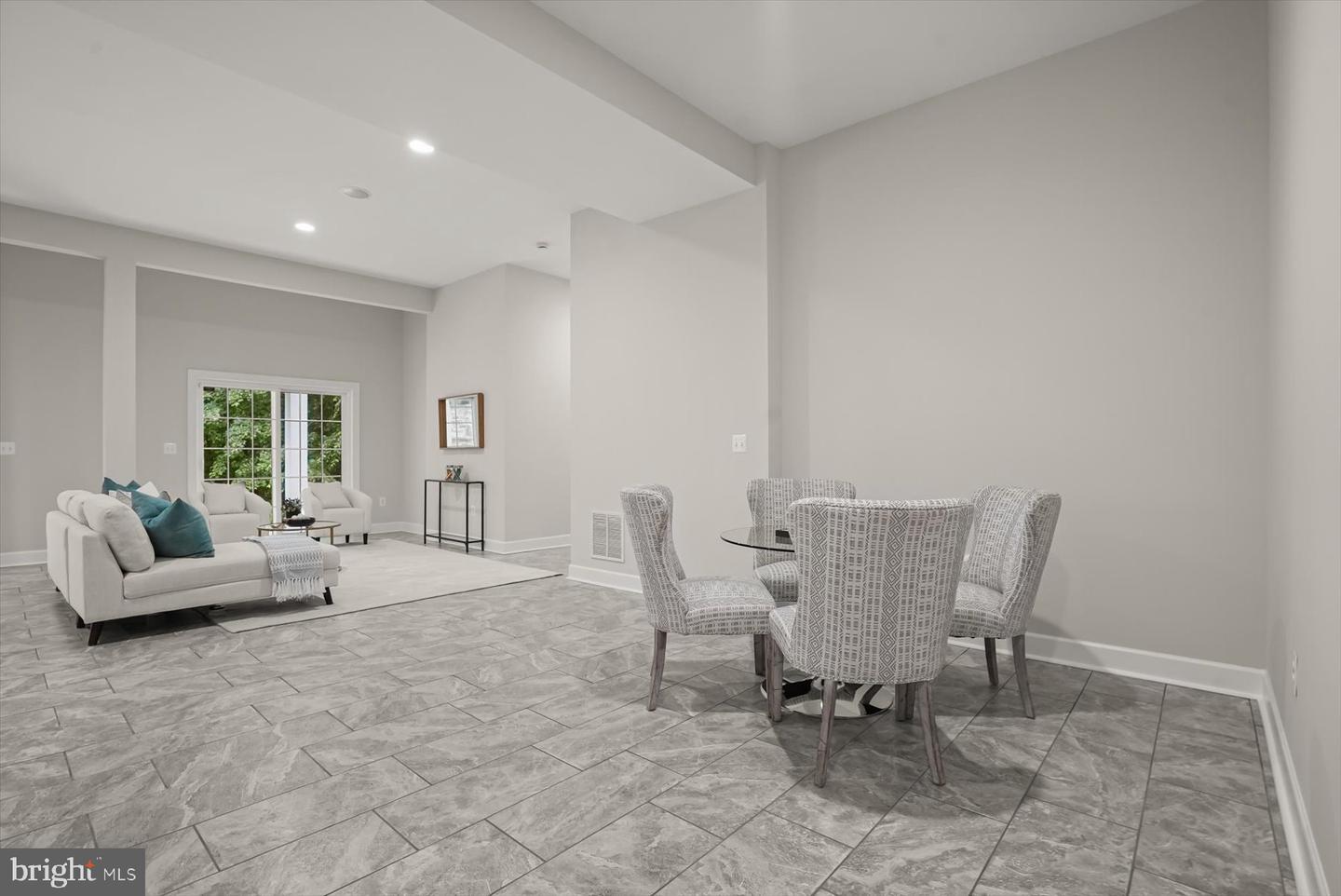 1302 SCOTTS RUN RD, MCLEAN, Virginia 22102, 7 Bedrooms Bedrooms, ,6 BathroomsBathrooms,Residential,For sale,1302 SCOTTS RUN RD,VAFX2230378 MLS # VAFX2230378