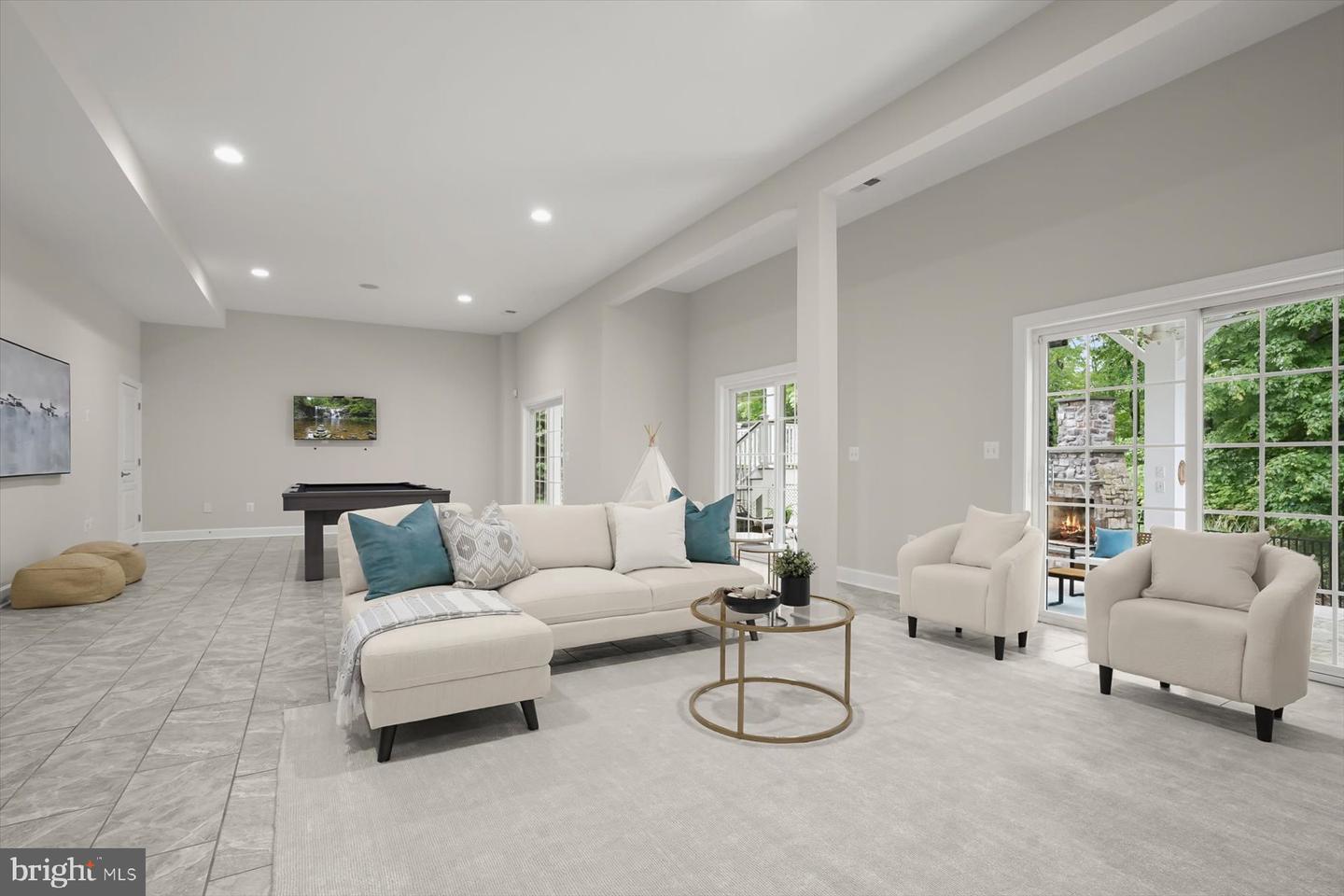 1302 SCOTTS RUN RD, MCLEAN, Virginia 22102, 7 Bedrooms Bedrooms, ,6 BathroomsBathrooms,Residential,For sale,1302 SCOTTS RUN RD,VAFX2230378 MLS # VAFX2230378