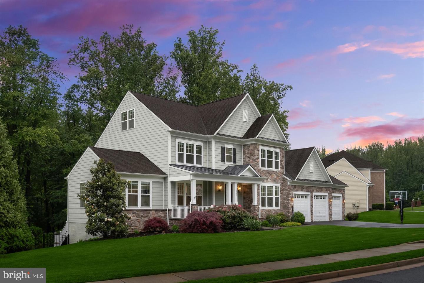 1302 SCOTTS RUN RD, MCLEAN, Virginia 22102, 7 Bedrooms Bedrooms, ,6 BathroomsBathrooms,Residential,For sale,1302 SCOTTS RUN RD,VAFX2230378 MLS # VAFX2230378