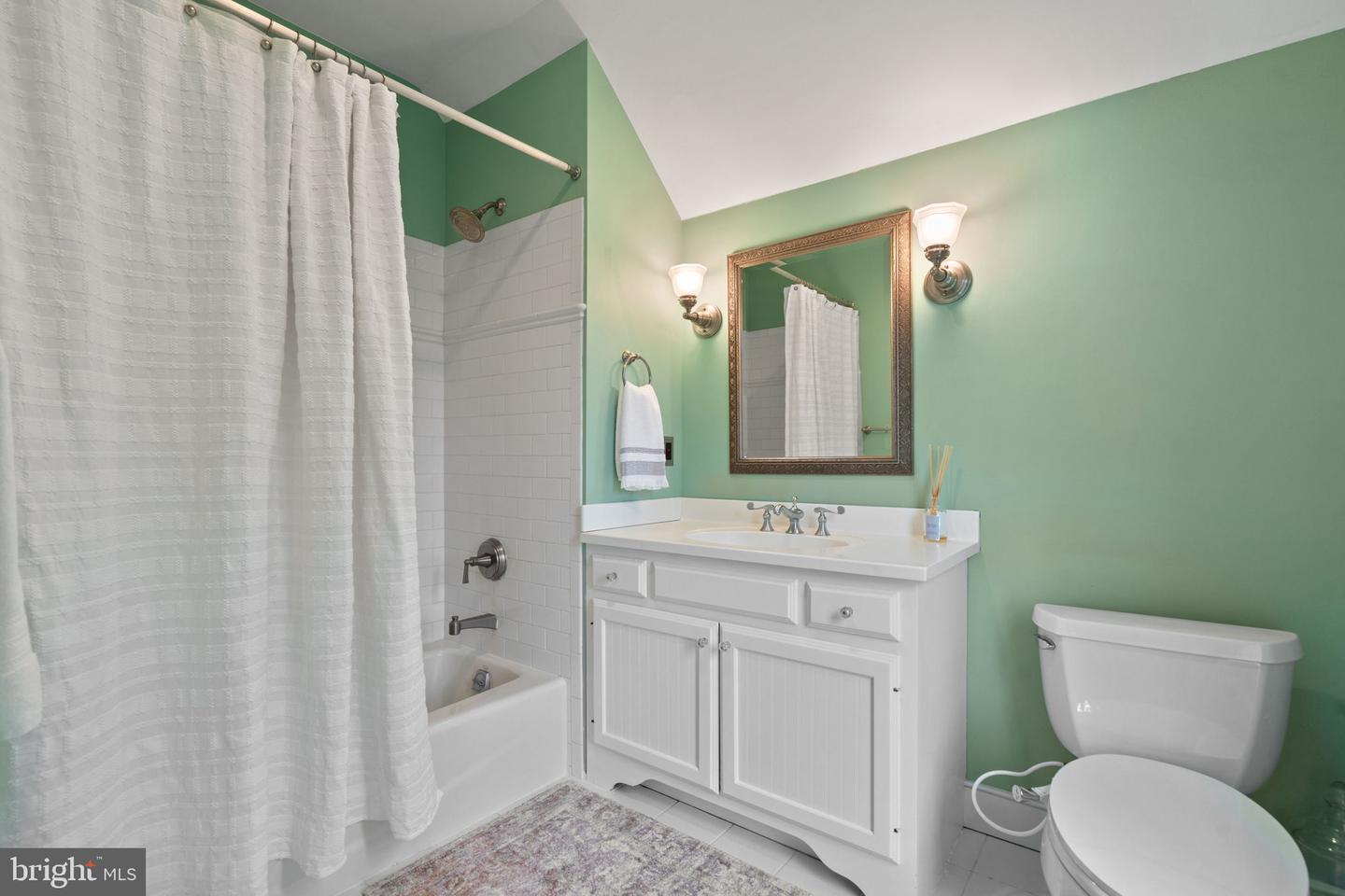 7295 DUDIE RD, MARSHALL, Virginia 20115, 4 Bedrooms Bedrooms, ,4 BathroomsBathrooms,Residential,For sale,7295 DUDIE RD,VAFQ2016010 MLS # VAFQ2016010
