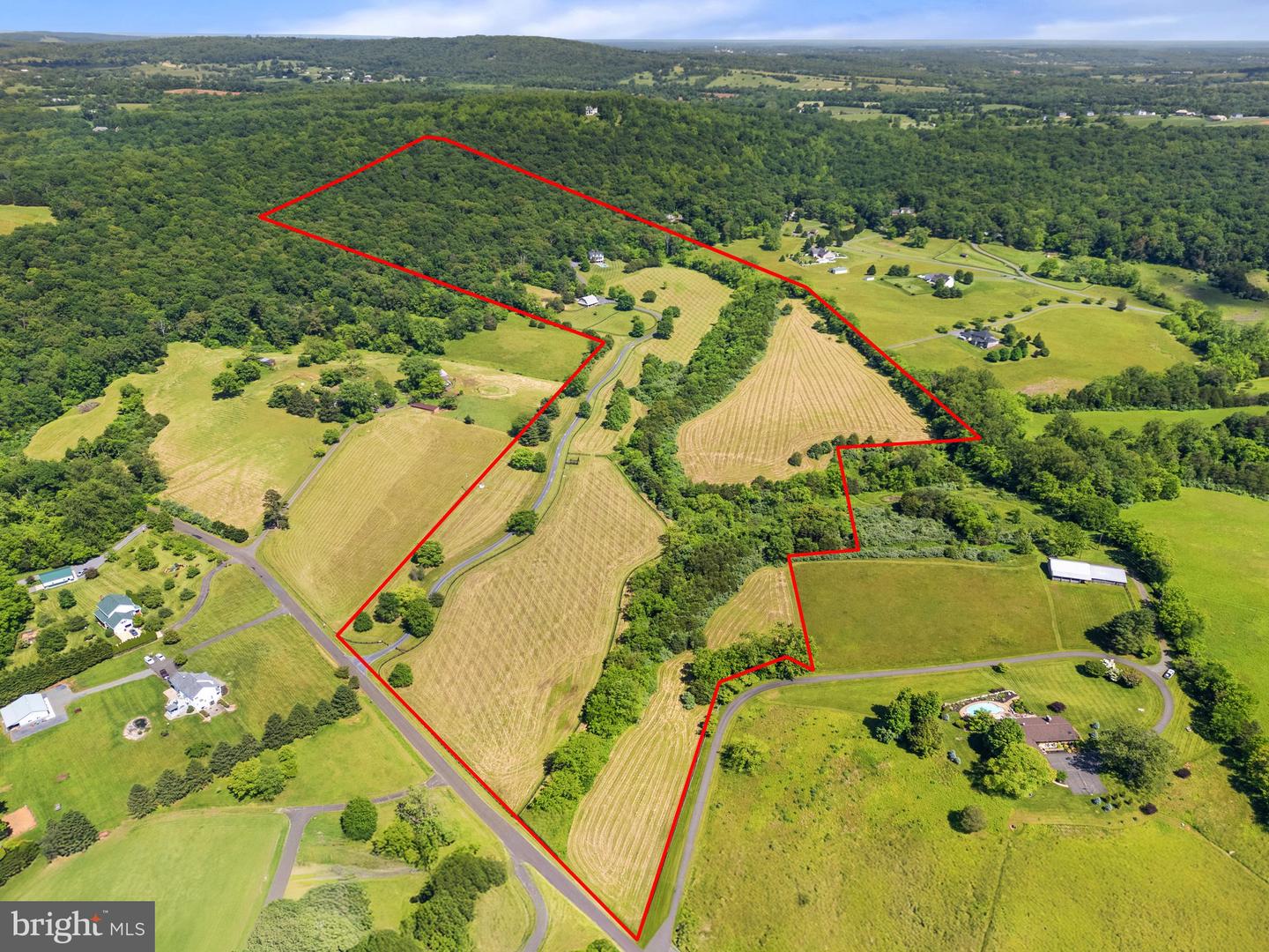 7295 DUDIE RD, MARSHALL, Virginia 20115, 4 Bedrooms Bedrooms, ,4 BathroomsBathrooms,Residential,For sale,7295 DUDIE RD,VAFQ2016010 MLS # VAFQ2016010