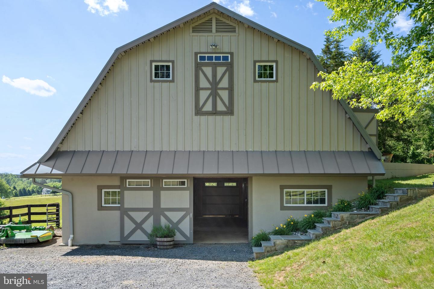7295 DUDIE RD, MARSHALL, Virginia 20115, 4 Bedrooms Bedrooms, ,4 BathroomsBathrooms,Residential,For sale,7295 DUDIE RD,VAFQ2016010 MLS # VAFQ2016010