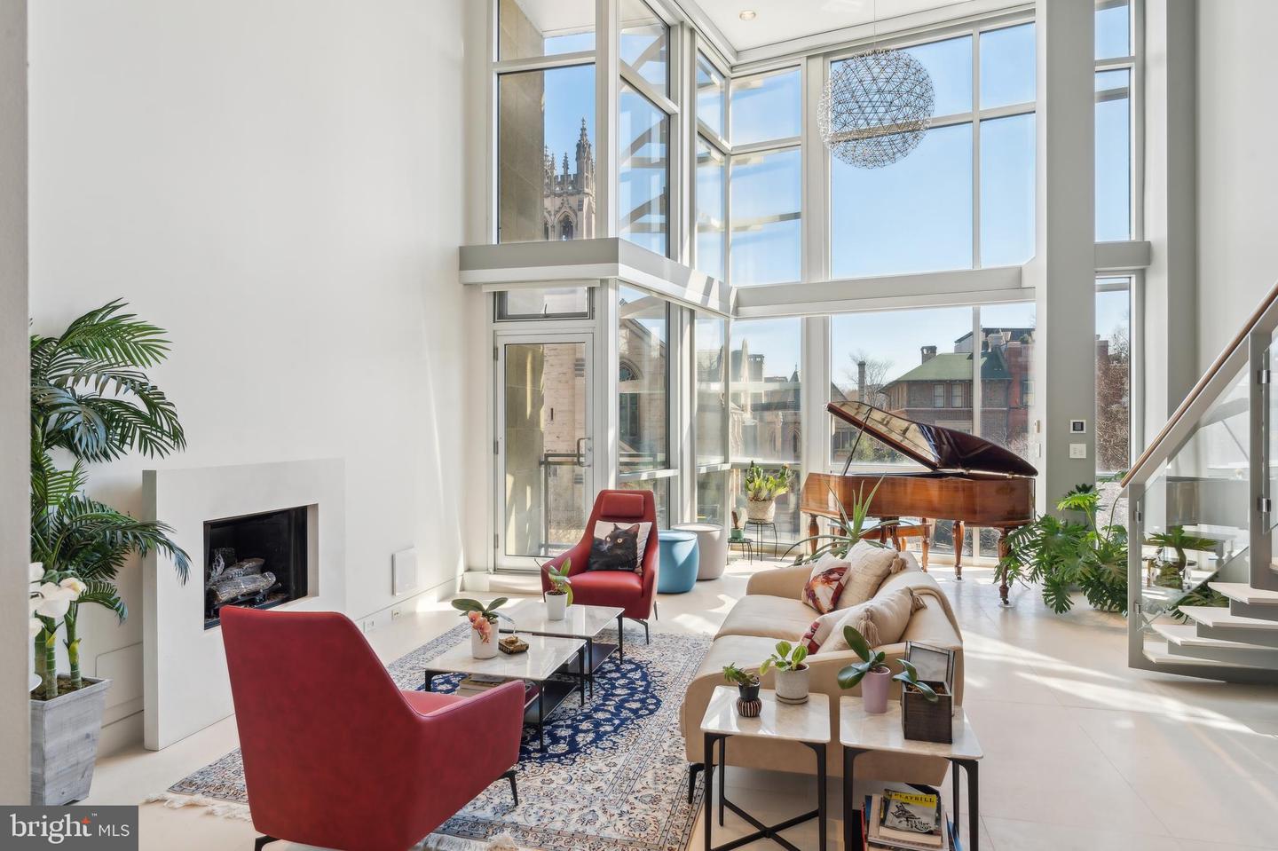 1612 16TH ST NW #3, WASHINGTON, District Of Columbia 20009, 2 Bedrooms Bedrooms, ,2 BathroomsBathrooms,Residential,For sale,1612 16TH ST NW #3,DCDC2193116 MLS # DCDC2193116