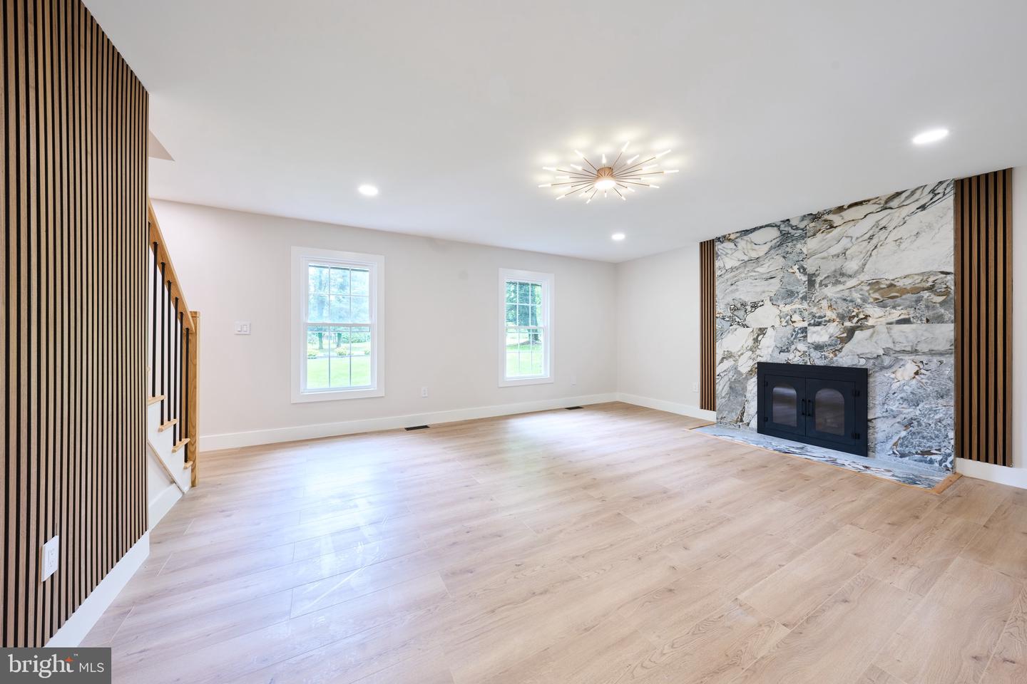 11318 VALE RD, OAKTON, Virginia 22124, 4 Bedrooms Bedrooms, ,3 BathroomsBathrooms,Residential,For sale,11318 VALE RD,VAFX2233070 MLS # VAFX2233070