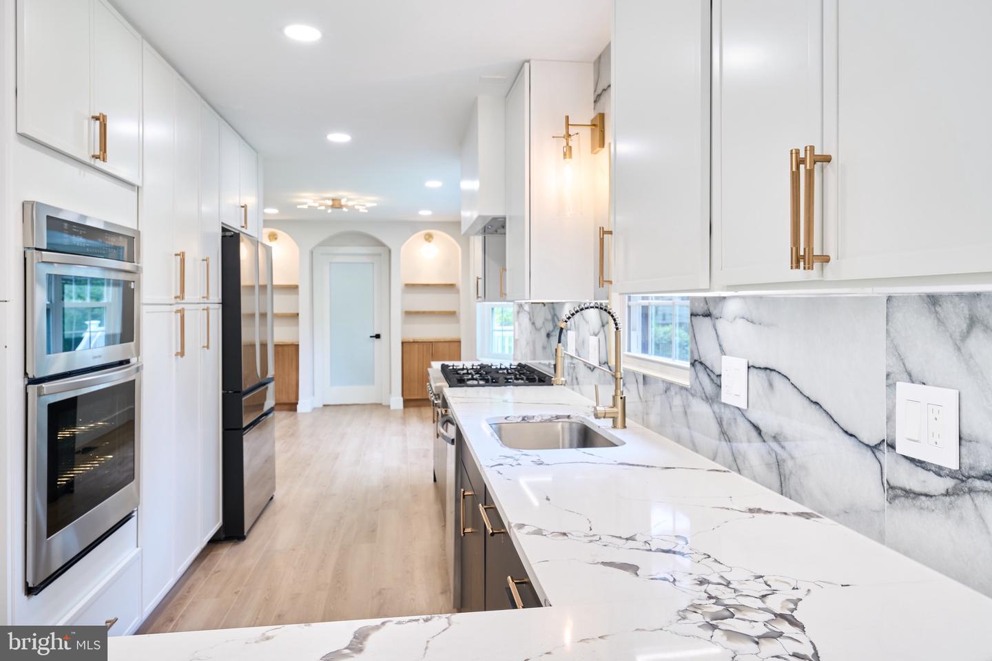 11318 VALE RD, OAKTON, Virginia 22124, 4 Bedrooms Bedrooms, ,3 BathroomsBathrooms,Residential,For sale,11318 VALE RD,VAFX2233070 MLS # VAFX2233070