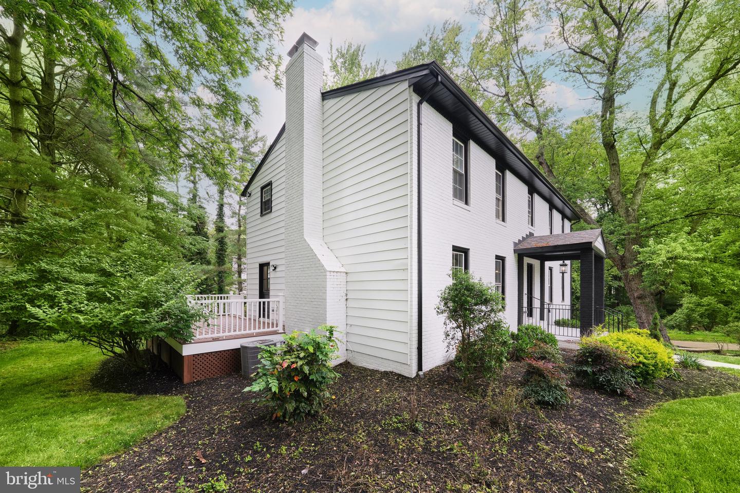 11318 VALE RD, OAKTON, Virginia 22124, 4 Bedrooms Bedrooms, ,3 BathroomsBathrooms,Residential,For sale,11318 VALE RD,VAFX2233070 MLS # VAFX2233070