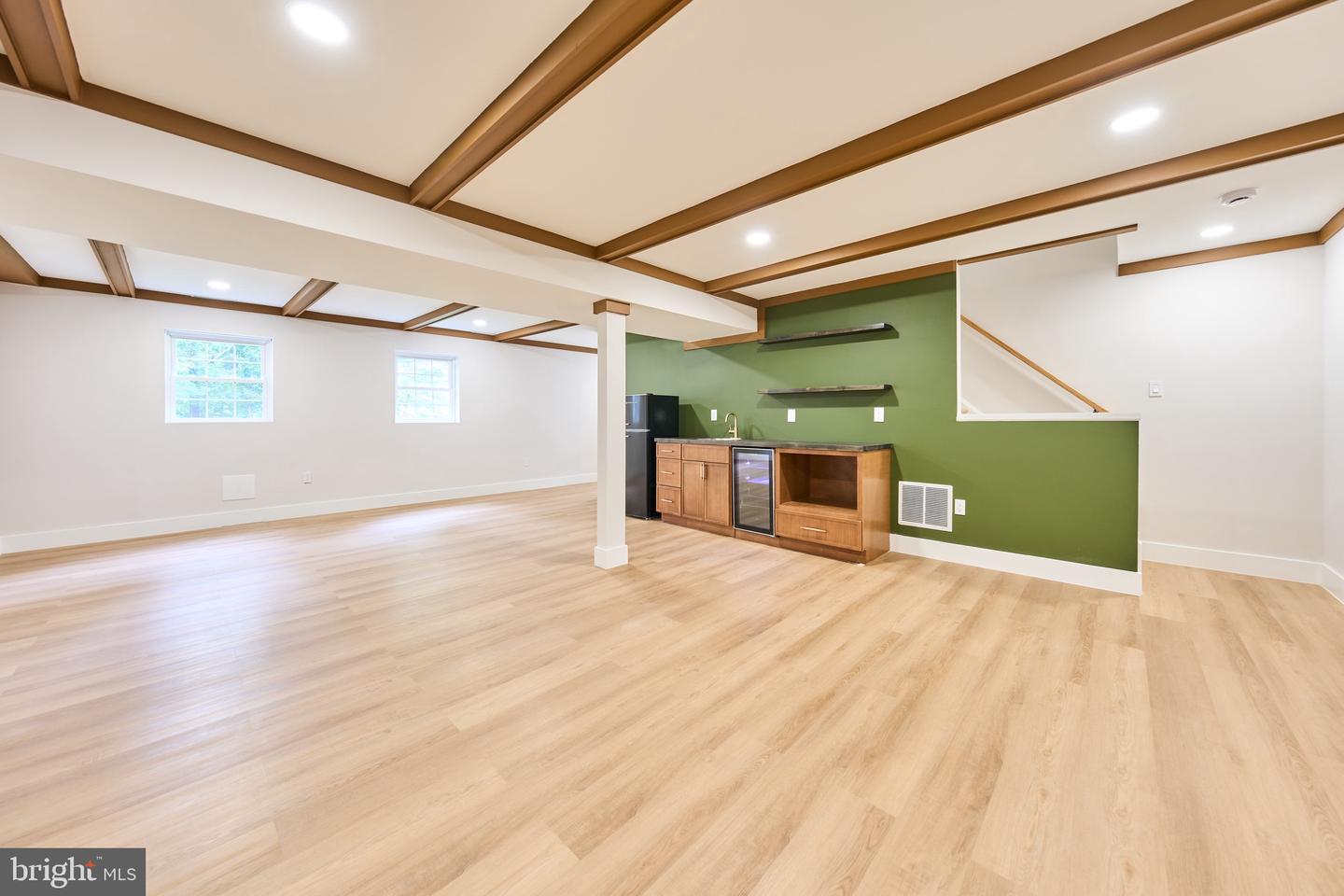 11318 VALE RD, OAKTON, Virginia 22124, 4 Bedrooms Bedrooms, ,3 BathroomsBathrooms,Residential,For sale,11318 VALE RD,VAFX2233070 MLS # VAFX2233070