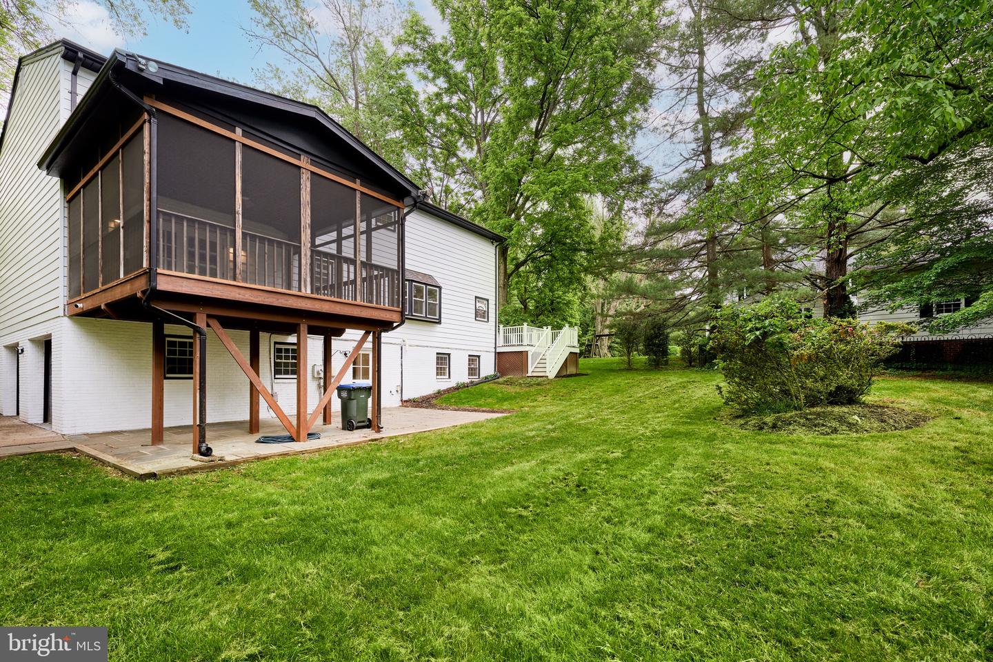 11318 VALE RD, OAKTON, Virginia 22124, 4 Bedrooms Bedrooms, ,3 BathroomsBathrooms,Residential,For sale,11318 VALE RD,VAFX2233070 MLS # VAFX2233070