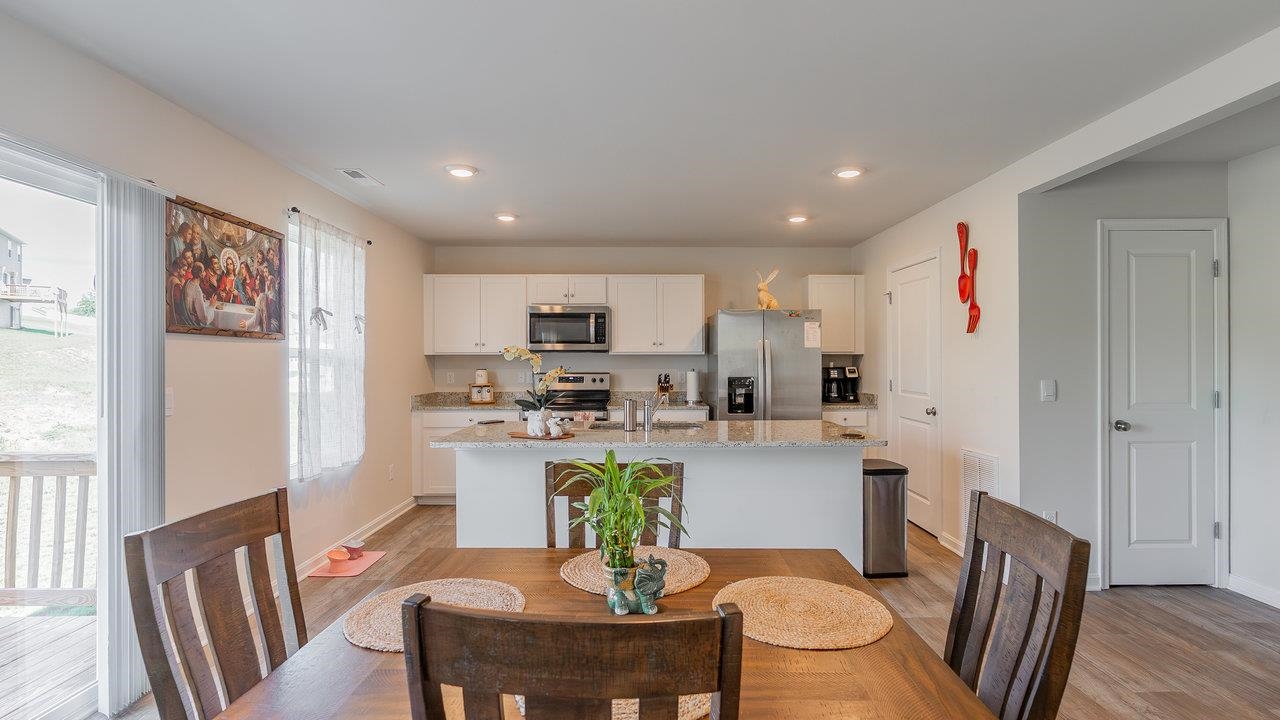 306 COYOTE RUN, BROADWAY, Virginia 22815, 4 Bedrooms Bedrooms, ,2 BathroomsBathrooms,Residential,306 COYOTE RUN,665122 MLS # 665122