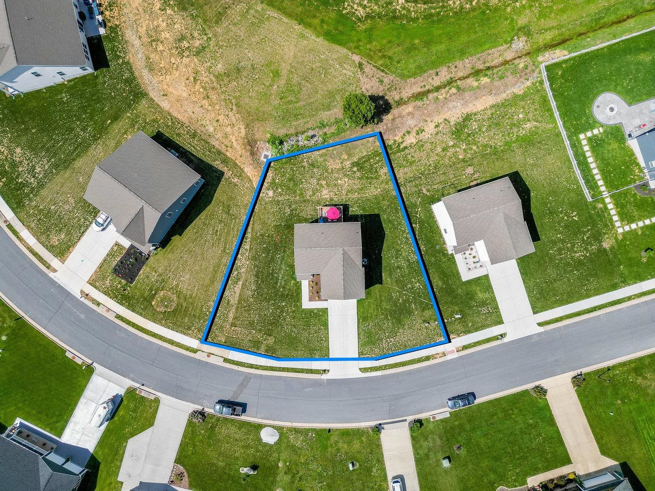 306 COYOTE RUN, BROADWAY, Virginia 22815, 4 Bedrooms Bedrooms, ,2 BathroomsBathrooms,Residential,306 COYOTE RUN,665122 MLS # 665122
