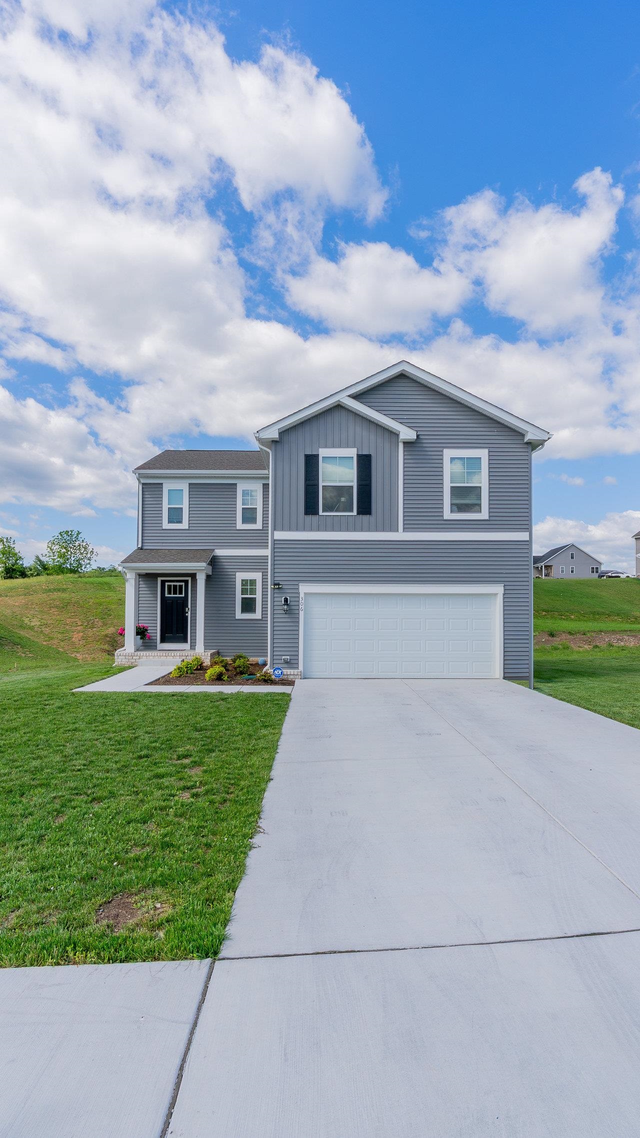 306 COYOTE RUN, BROADWAY, Virginia 22815, 4 Bedrooms Bedrooms, ,2 BathroomsBathrooms,Residential,306 COYOTE RUN,665122 MLS # 665122
