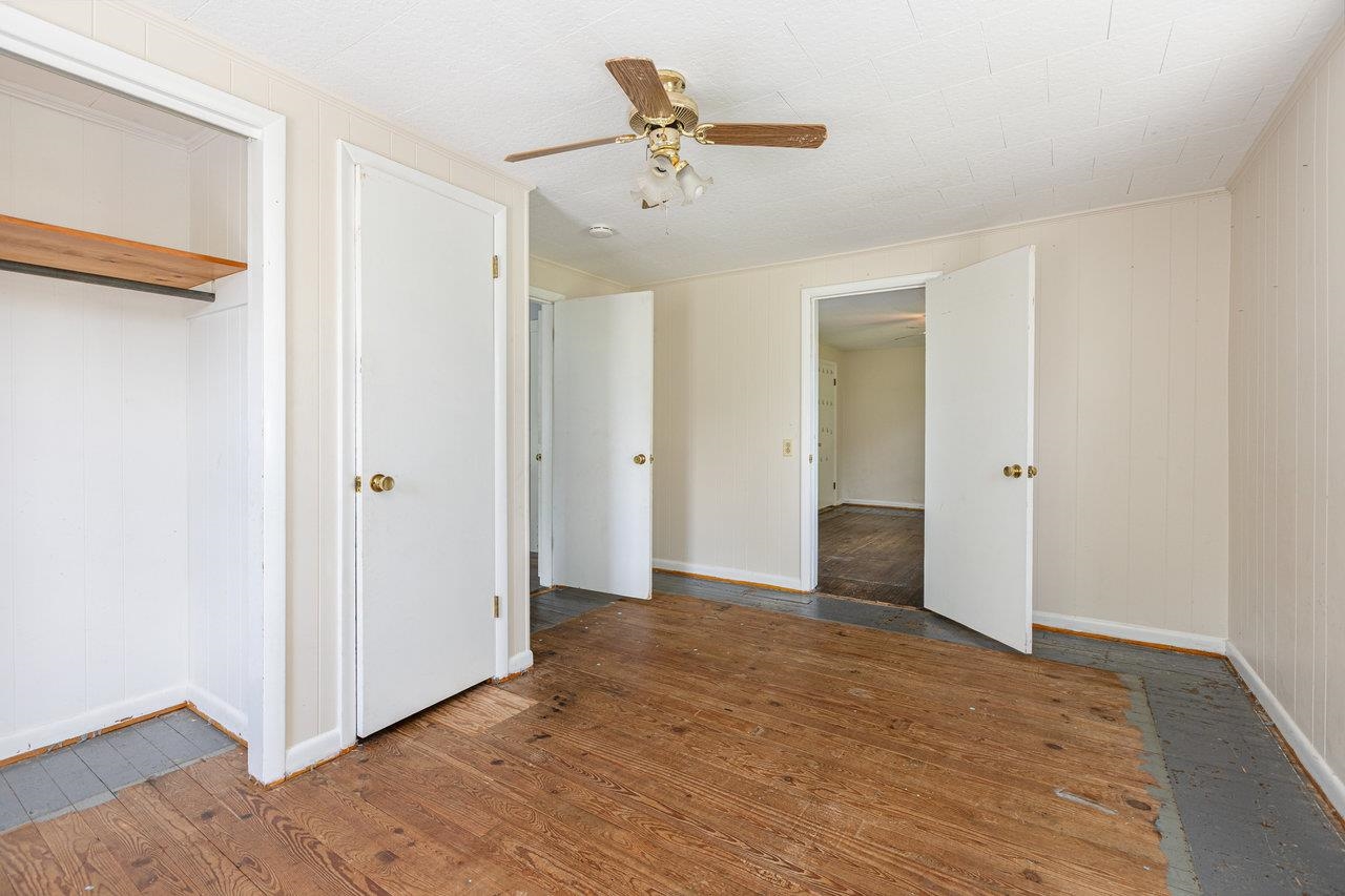 10150 MCGAHEYSVILLE RD, MCGAHEYSVILLE, Virginia 22840, 3 Bedrooms Bedrooms, ,1 BathroomBathrooms,Residential,10150 MCGAHEYSVILLE RD,665130 MLS # 665130