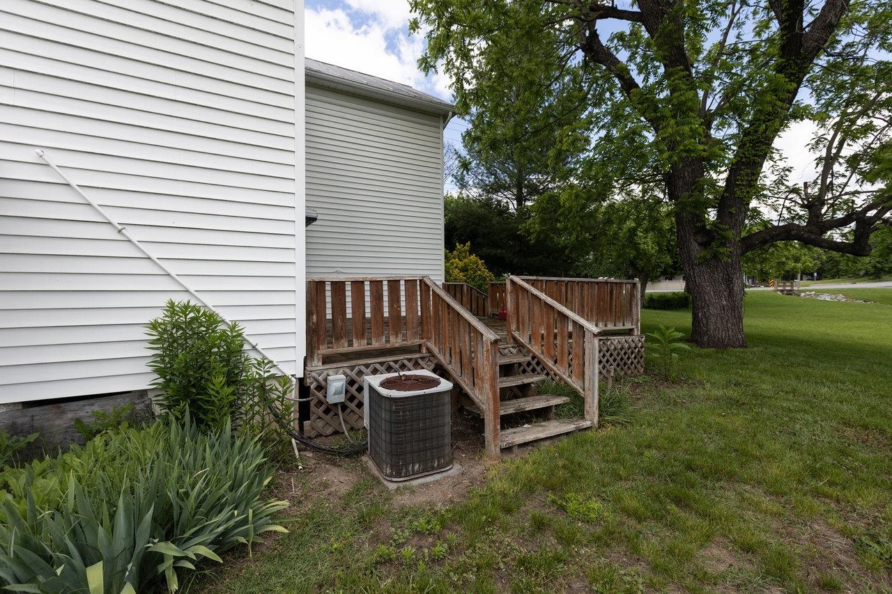 10150 MCGAHEYSVILLE RD, MCGAHEYSVILLE, Virginia 22840, 3 Bedrooms Bedrooms, ,1 BathroomBathrooms,Residential,10150 MCGAHEYSVILLE RD,665130 MLS # 665130