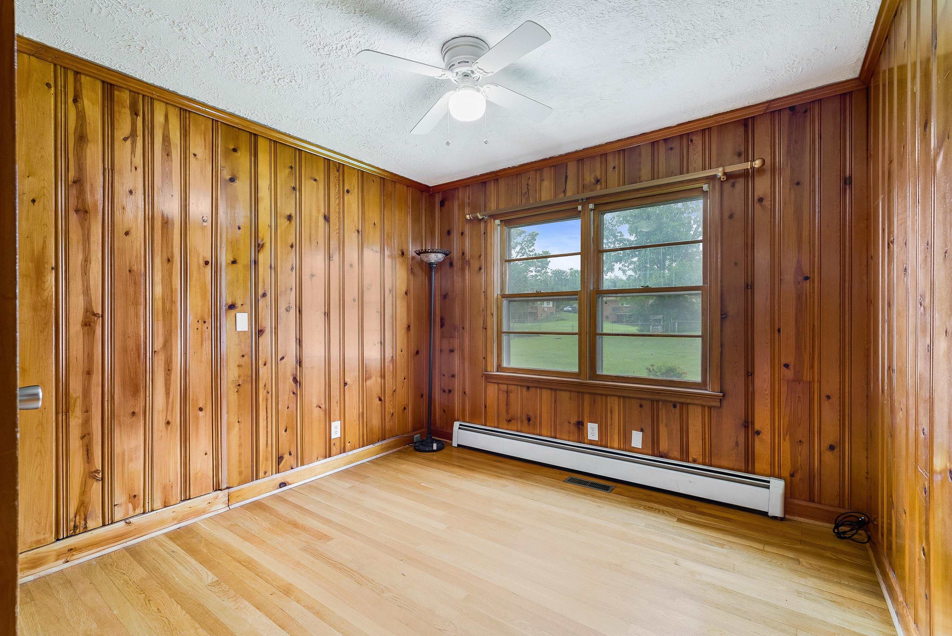 78 STUART AVE, STUARTS DRAFT, Virginia 24477, 3 Bedrooms Bedrooms, ,1 BathroomBathrooms,Residential,78 STUART AVE,665134 MLS # 665134