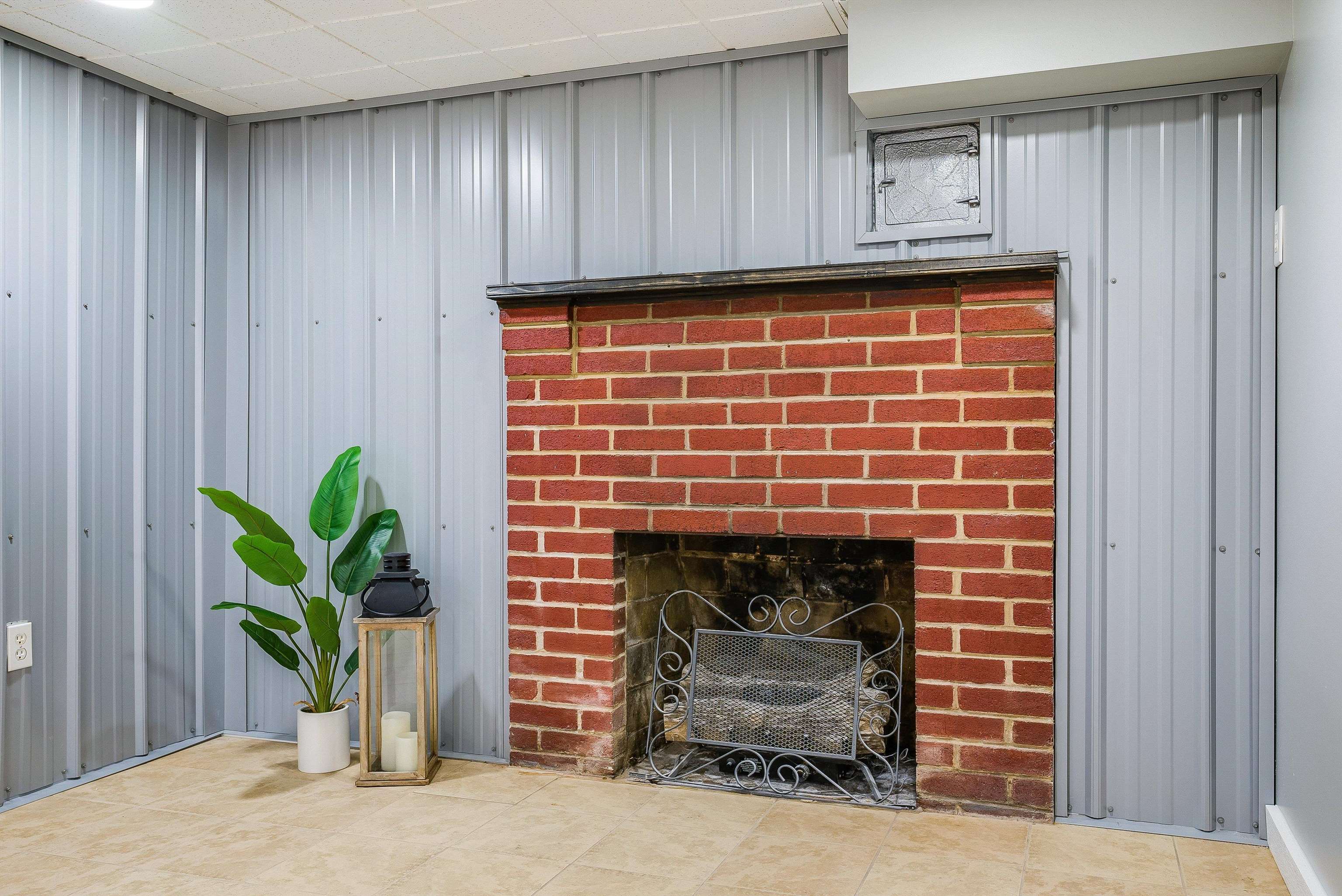 78 STUART AVE, STUARTS DRAFT, Virginia 24477, 3 Bedrooms Bedrooms, ,1 BathroomBathrooms,Residential,78 STUART AVE,665134 MLS # 665134