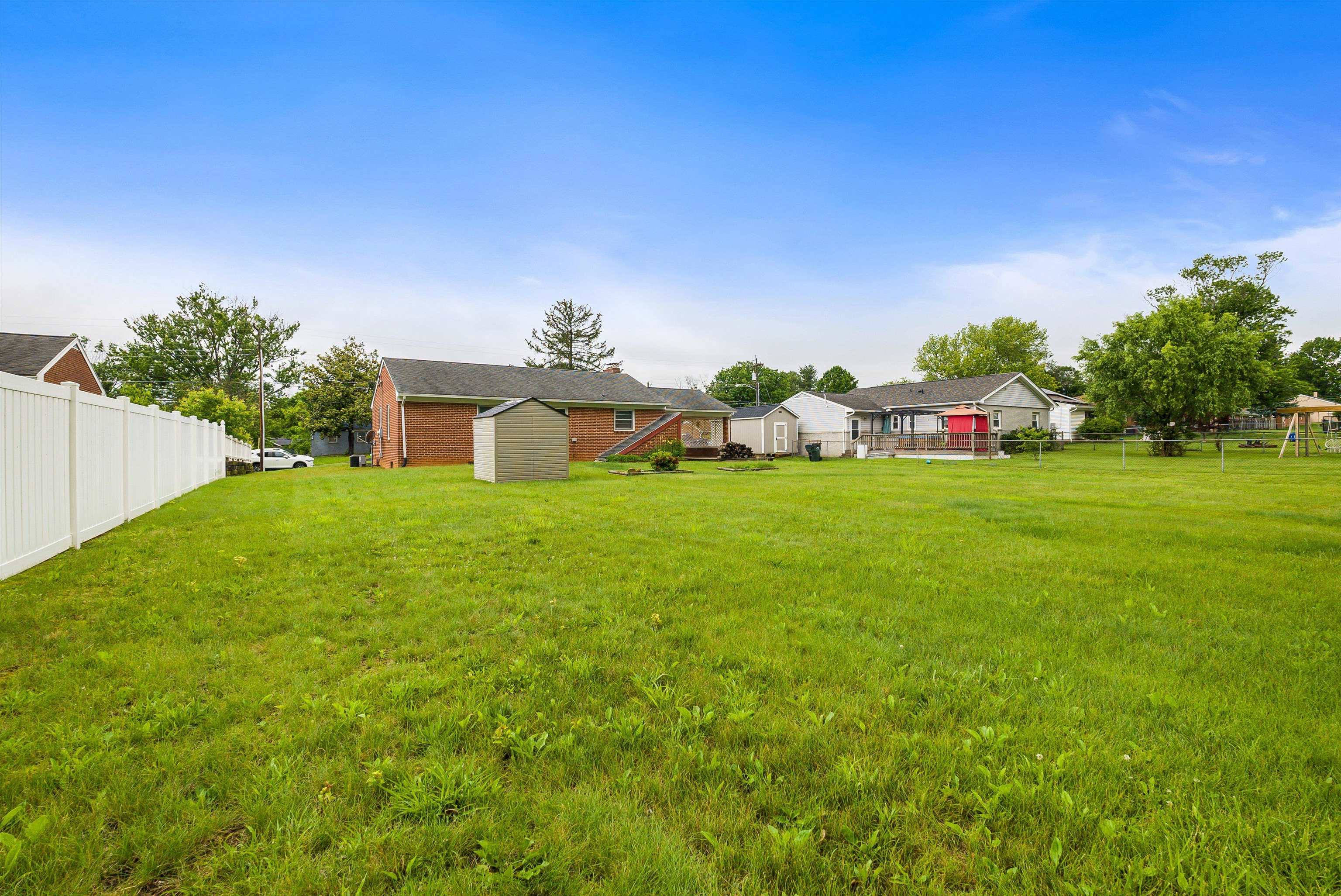 78 STUART AVE, STUARTS DRAFT, Virginia 24477, 3 Bedrooms Bedrooms, ,1 BathroomBathrooms,Residential,78 STUART AVE,665134 MLS # 665134