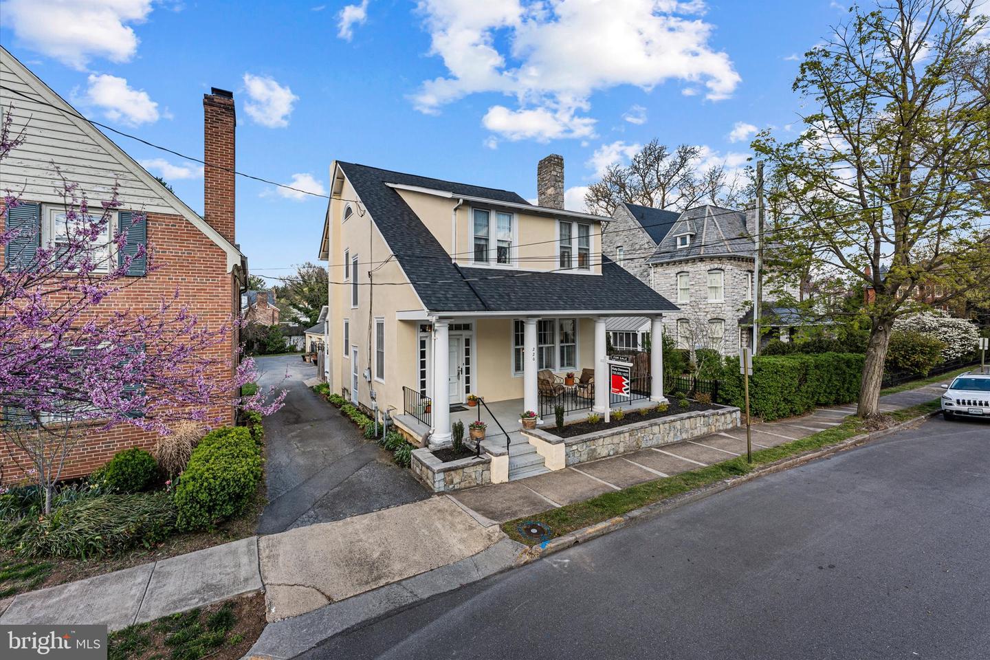 220 WOLFE ST, WINCHESTER, Virginia 22601, 4 Bedrooms Bedrooms, ,2 BathroomsBathrooms,Residential,For sale,220 WOLFE ST,VAWI2007506 MLS # VAWI2007506
