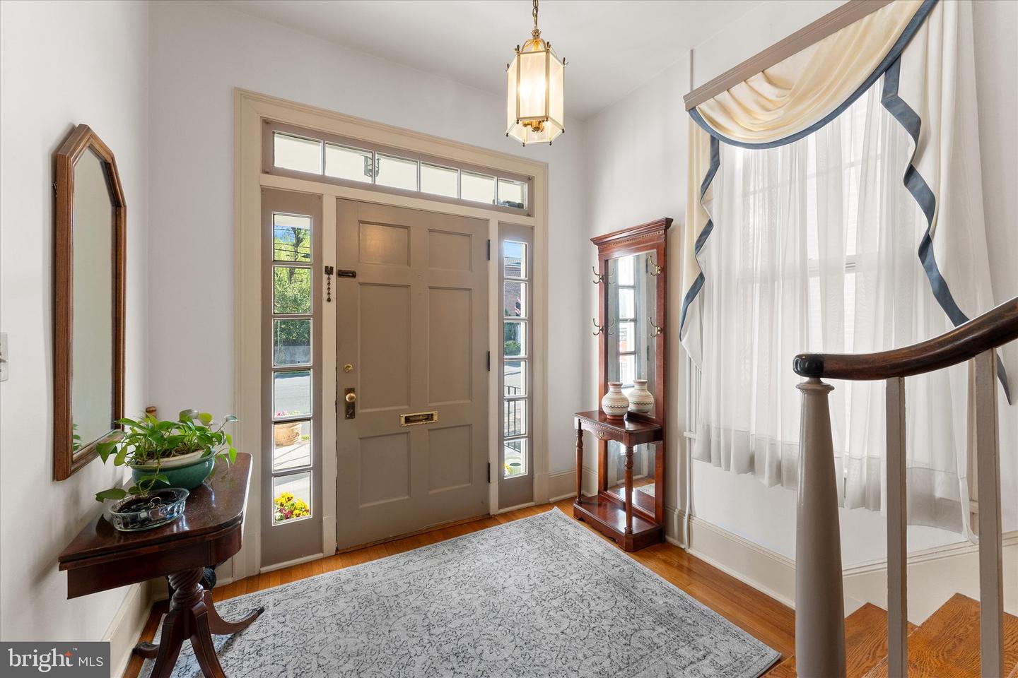 220 WOLFE ST, WINCHESTER, Virginia 22601, 4 Bedrooms Bedrooms, ,2 BathroomsBathrooms,Residential,For sale,220 WOLFE ST,VAWI2007506 MLS # VAWI2007506