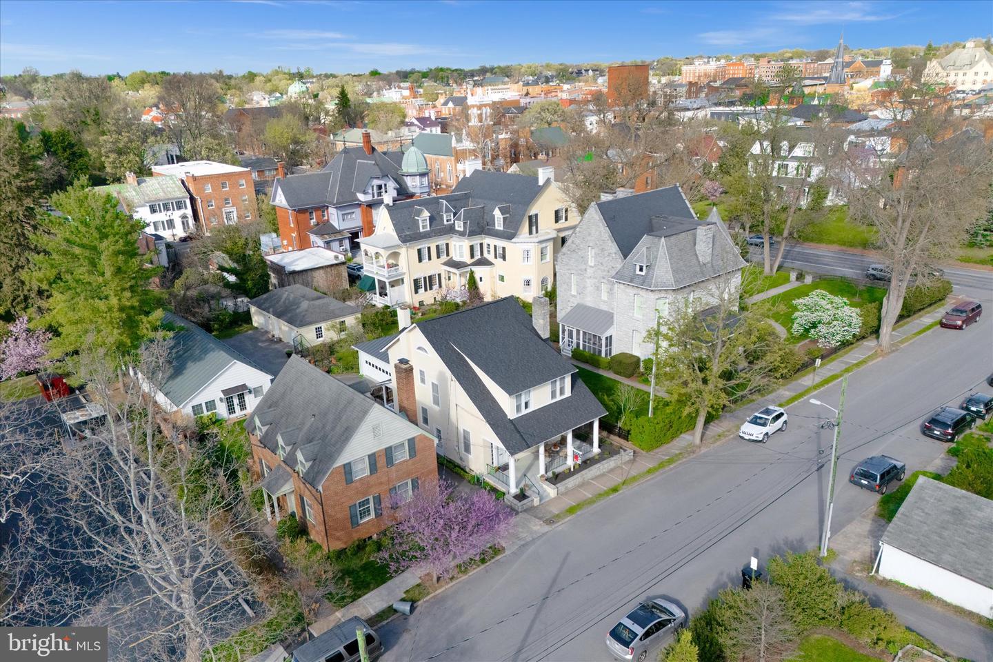 220 WOLFE ST, WINCHESTER, Virginia 22601, 4 Bedrooms Bedrooms, ,2 BathroomsBathrooms,Residential,For sale,220 WOLFE ST,VAWI2007506 MLS # VAWI2007506