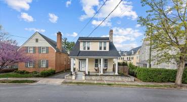 220 WOLFE ST, WINCHESTER, Virginia 22601, 4 Bedrooms Bedrooms, ,2 BathroomsBathrooms,Residential,For sale,220 WOLFE ST,VAWI2007506 MLS # VAWI2007506