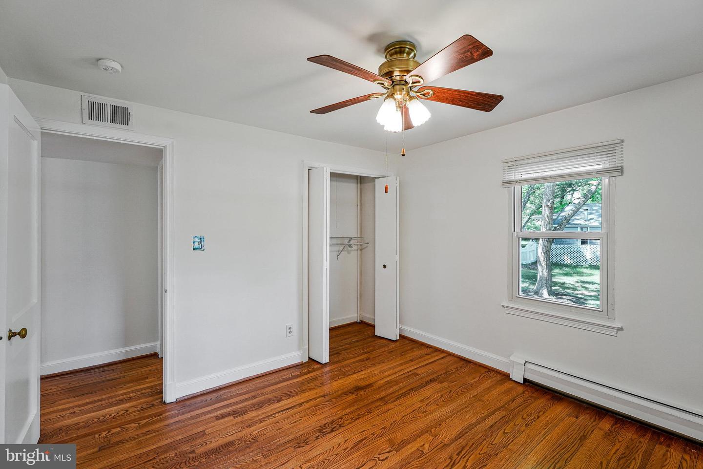 8808 OAK LEAF DR, ALEXANDRIA, Virginia 22309, 4 Bedrooms Bedrooms, ,1 BathroomBathrooms,Residential,For sale,8808 OAK LEAF DR,VAFX2233554 MLS # VAFX2233554