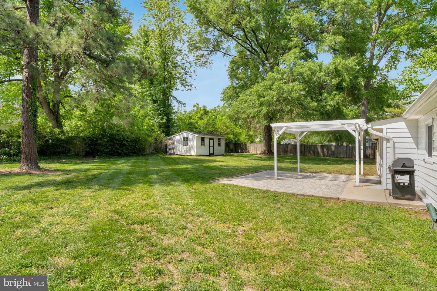 8808 OAK LEAF DR, ALEXANDRIA, Virginia 22309, 4 Bedrooms Bedrooms, ,1 BathroomBathrooms,Residential,For sale,8808 OAK LEAF DR,VAFX2233554 MLS # VAFX2233554