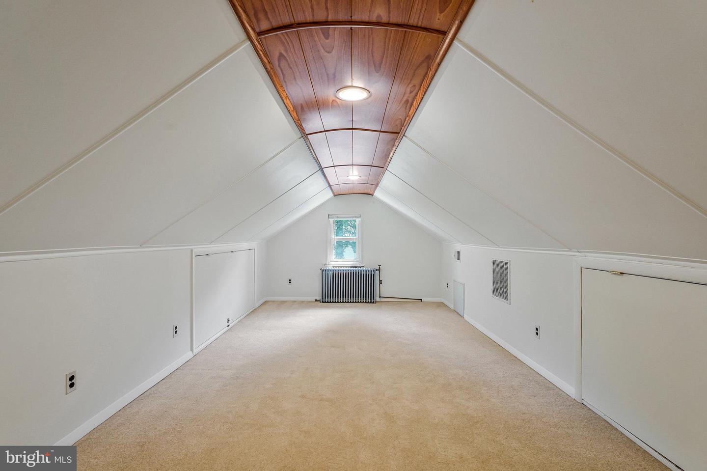 8808 OAK LEAF DR, ALEXANDRIA, Virginia 22309, 4 Bedrooms Bedrooms, ,1 BathroomBathrooms,Residential,For sale,8808 OAK LEAF DR,VAFX2233554 MLS # VAFX2233554