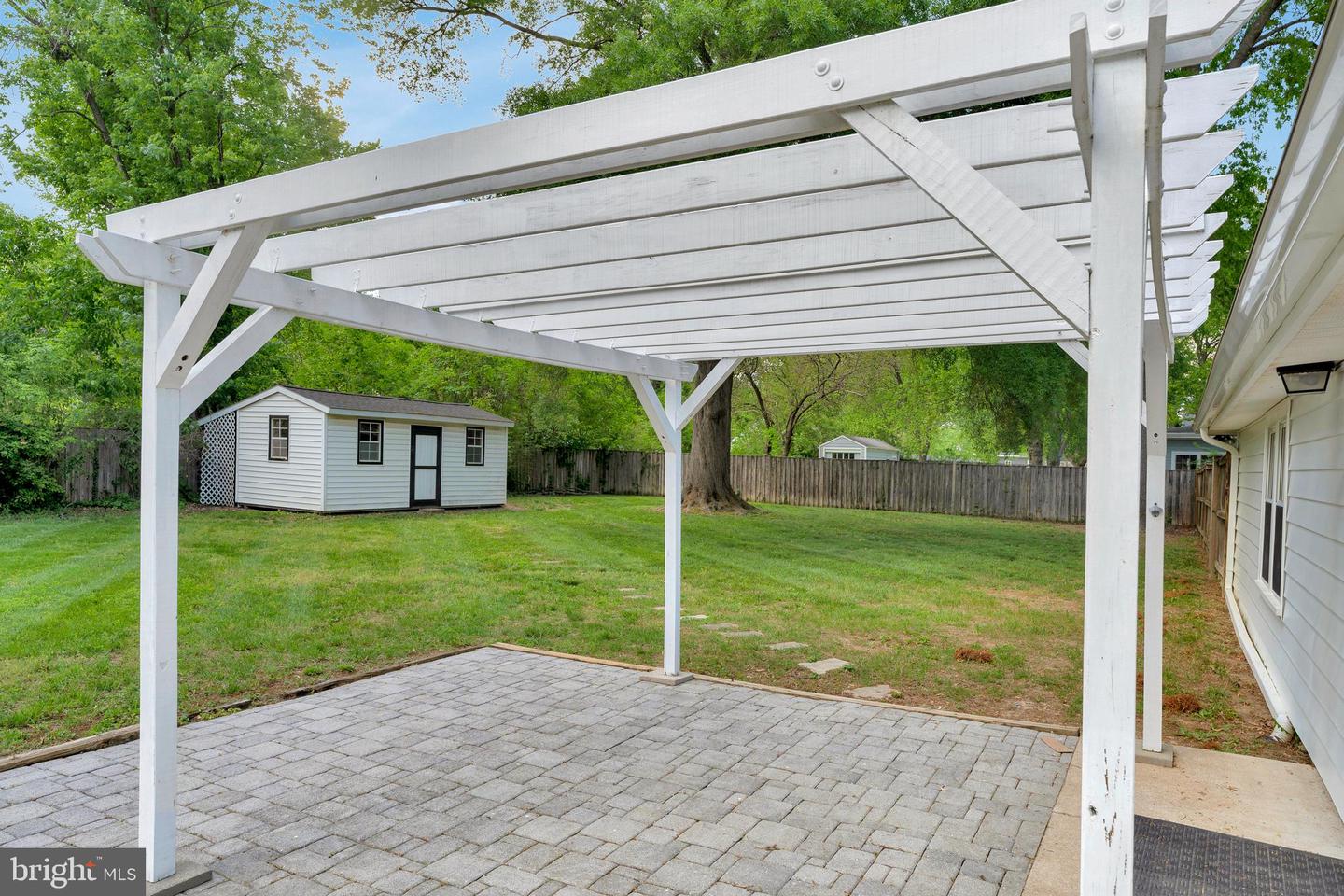 8808 OAK LEAF DR, ALEXANDRIA, Virginia 22309, 4 Bedrooms Bedrooms, ,1 BathroomBathrooms,Residential,For sale,8808 OAK LEAF DR,VAFX2233554 MLS # VAFX2233554