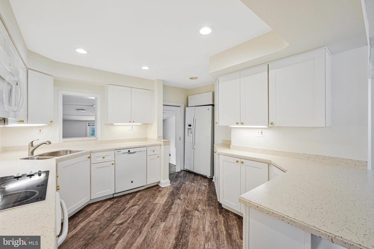 8808 OAK LEAF DR, ALEXANDRIA, Virginia 22309, 4 Bedrooms Bedrooms, ,1 BathroomBathrooms,Residential,For sale,8808 OAK LEAF DR,VAFX2233554 MLS # VAFX2233554