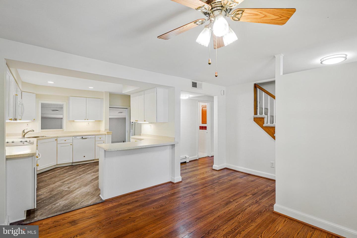 8808 OAK LEAF DR, ALEXANDRIA, Virginia 22309, 4 Bedrooms Bedrooms, ,1 BathroomBathrooms,Residential,For sale,8808 OAK LEAF DR,VAFX2233554 MLS # VAFX2233554