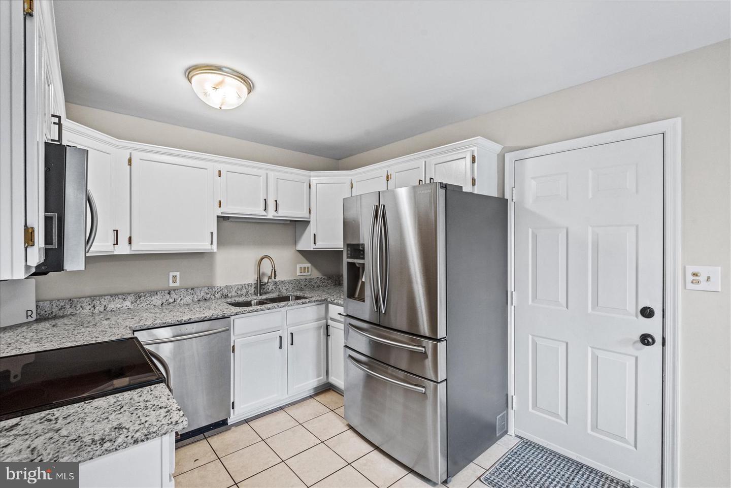 35353 WILDERNESS SHORES WAY, LOCUST GROVE, Virginia 22508, 3 Bedrooms Bedrooms, 9 Rooms Rooms,2 BathroomsBathrooms,Residential,For sale,35353 WILDERNESS SHORES WAY,VAOR2009386 MLS # VAOR2009386