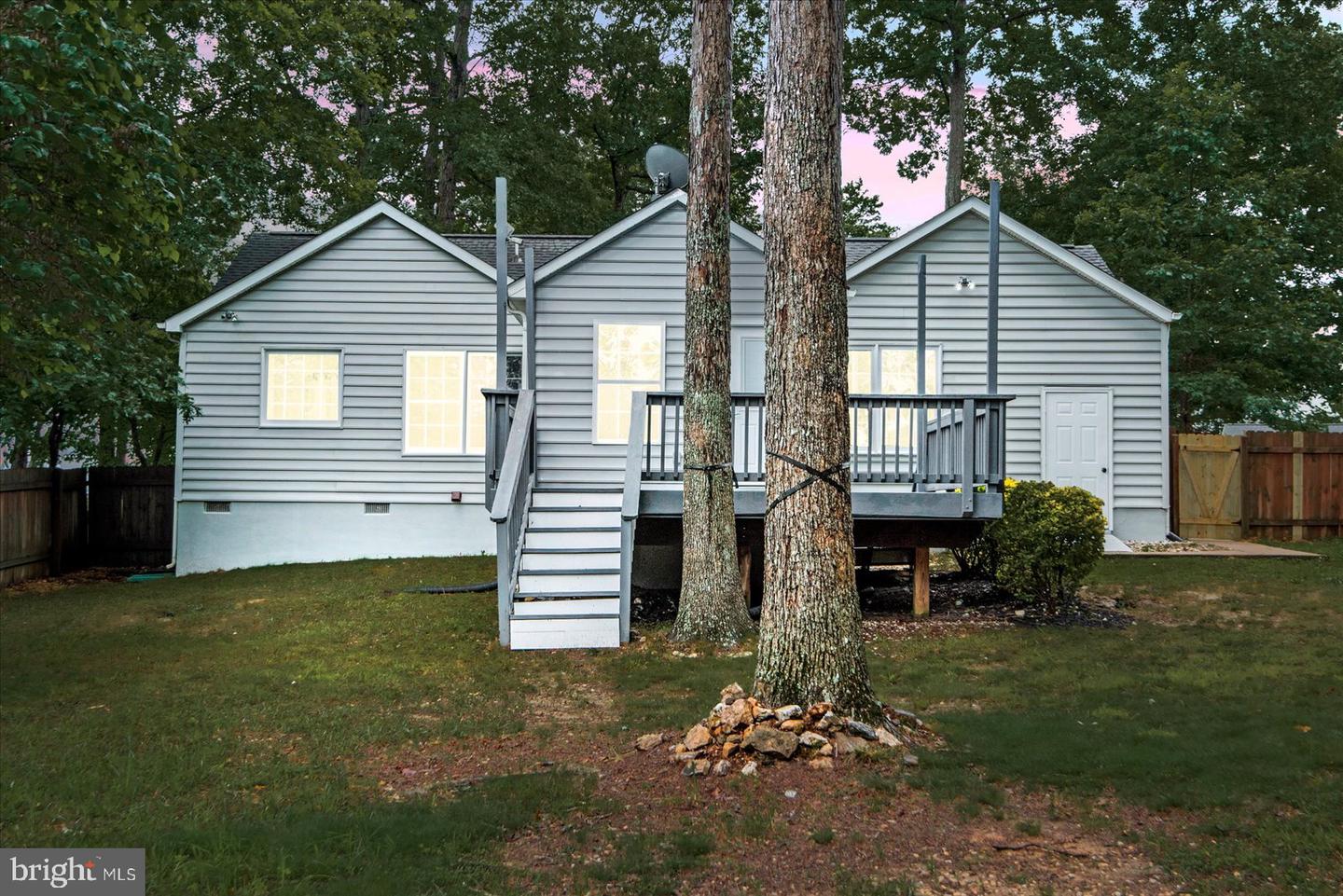35353 WILDERNESS SHORES WAY, LOCUST GROVE, Virginia 22508, 3 Bedrooms Bedrooms, 9 Rooms Rooms,2 BathroomsBathrooms,Residential,For sale,35353 WILDERNESS SHORES WAY,VAOR2009386 MLS # VAOR2009386