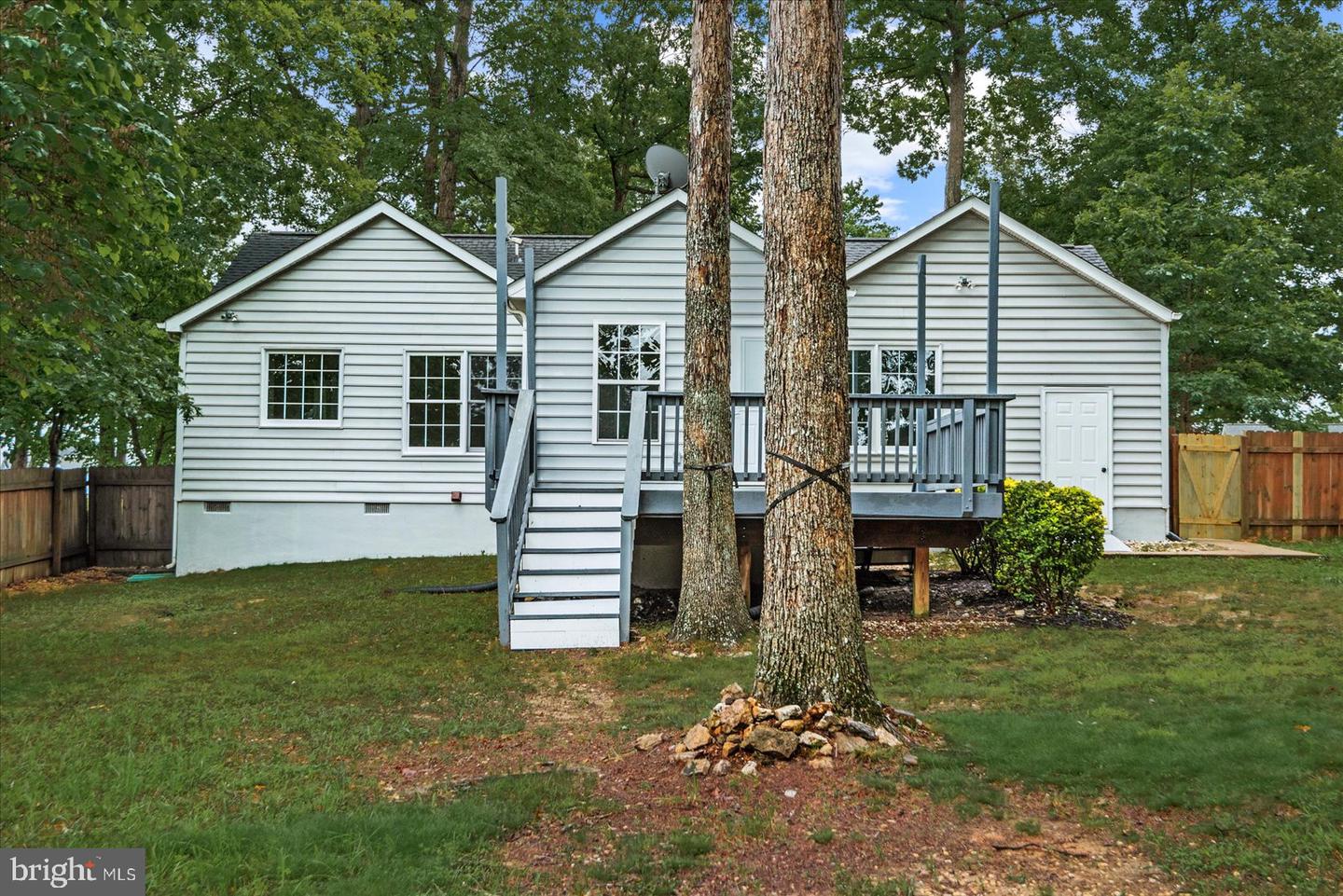 35353 WILDERNESS SHORES WAY, LOCUST GROVE, Virginia 22508, 3 Bedrooms Bedrooms, 9 Rooms Rooms,2 BathroomsBathrooms,Residential,For sale,35353 WILDERNESS SHORES WAY,VAOR2009386 MLS # VAOR2009386