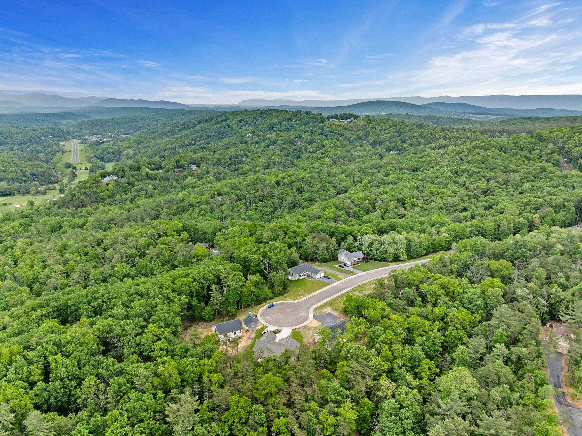 201 CREEK VALLEY DR, BASYE, Virginia 22810, 3 Bedrooms Bedrooms, ,2 BathroomsBathrooms,Residential,201 CREEK VALLEY DR,665155 MLS # 665155