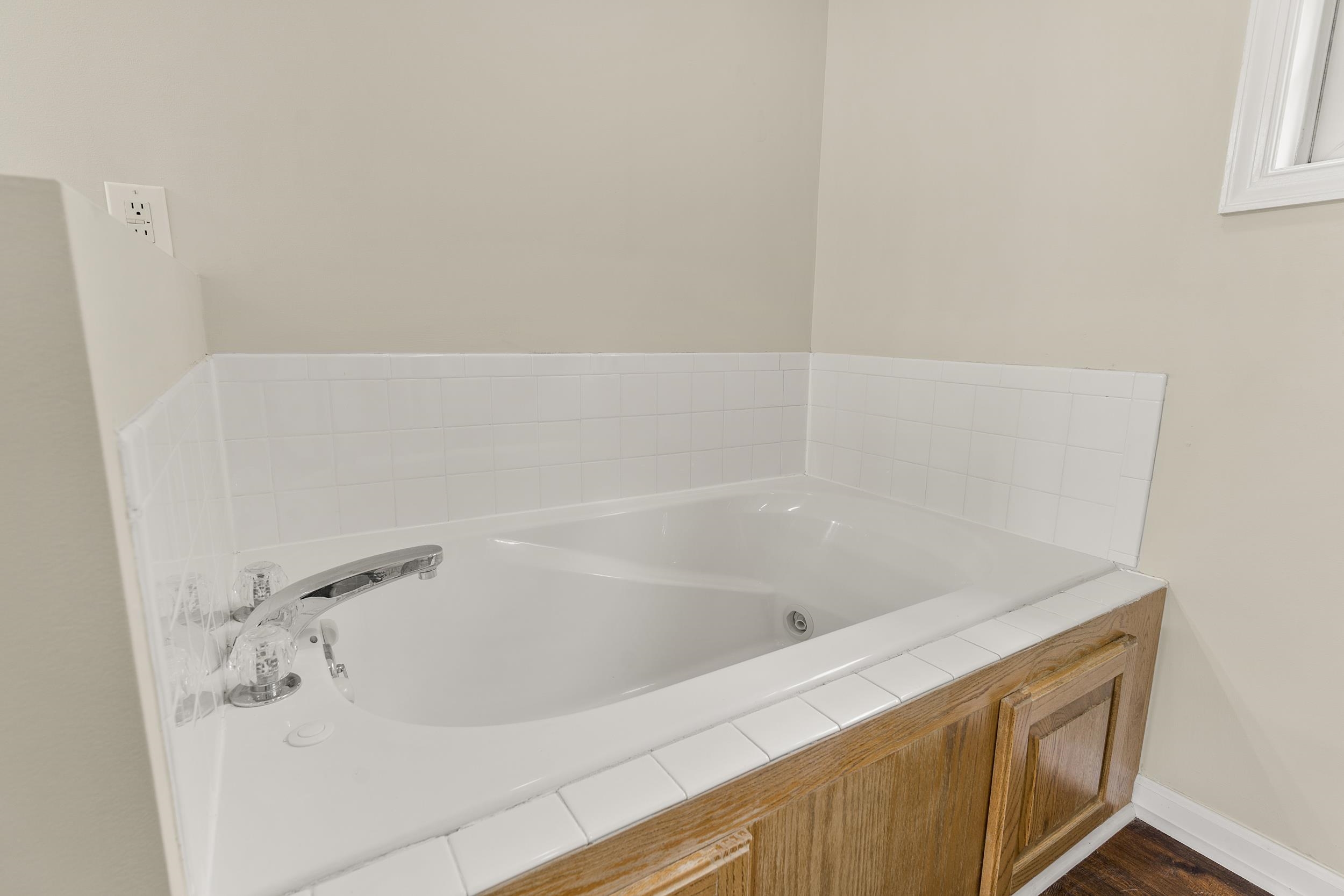 740 CONFEDERACY DR, PENN LAIRD, Virginia 22846, 3 Bedrooms Bedrooms, ,2 BathroomsBathrooms,Residential,740 CONFEDERACY DR,665156 MLS # 665156