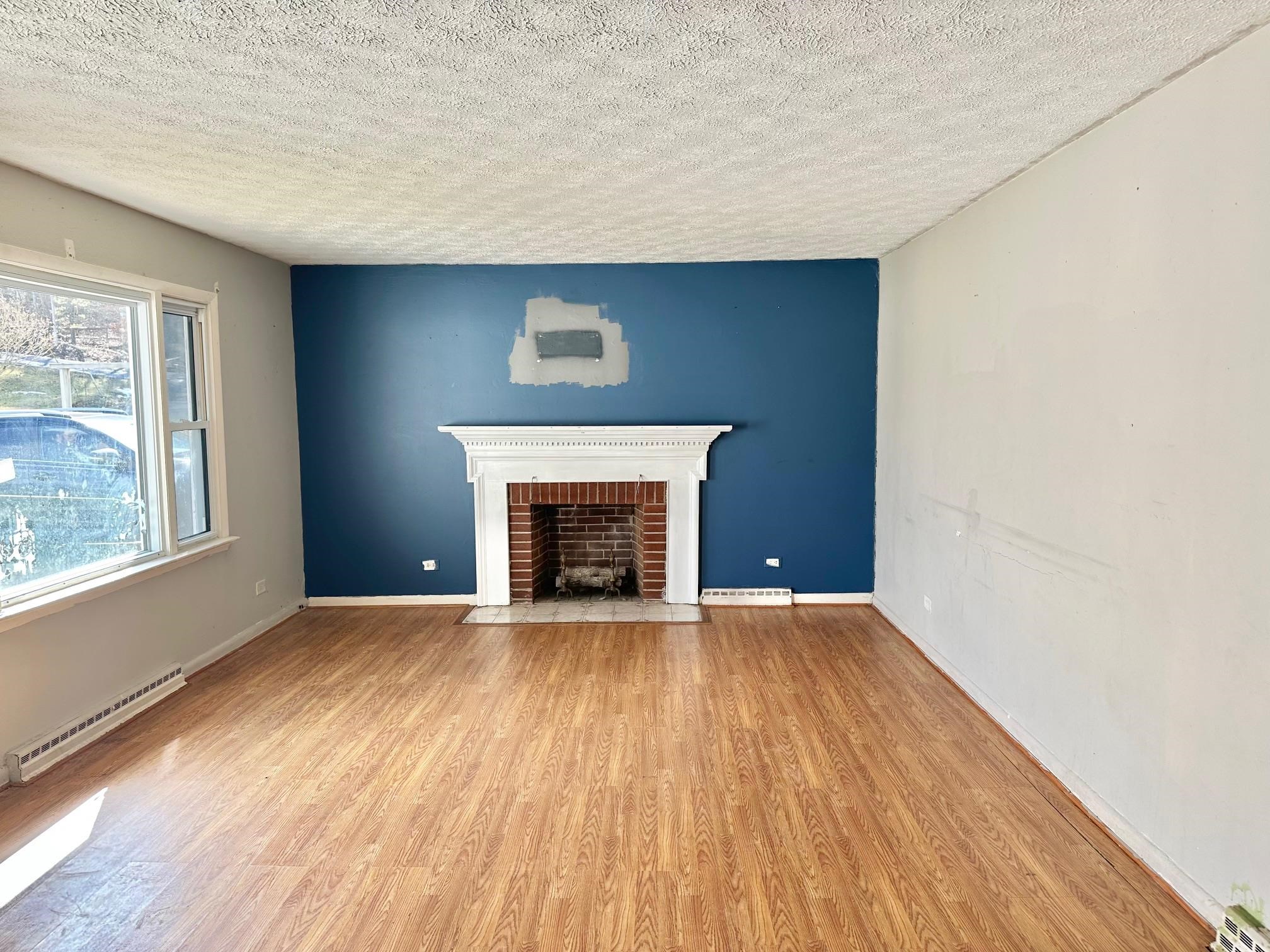 60 OAK ST, CRAIGSVILLE, Virginia 24430, 3 Bedrooms Bedrooms, ,2 BathroomsBathrooms,Residential,Bank owned property sold AS IS CONDITION,60 OAK ST,665157 MLS # 665157