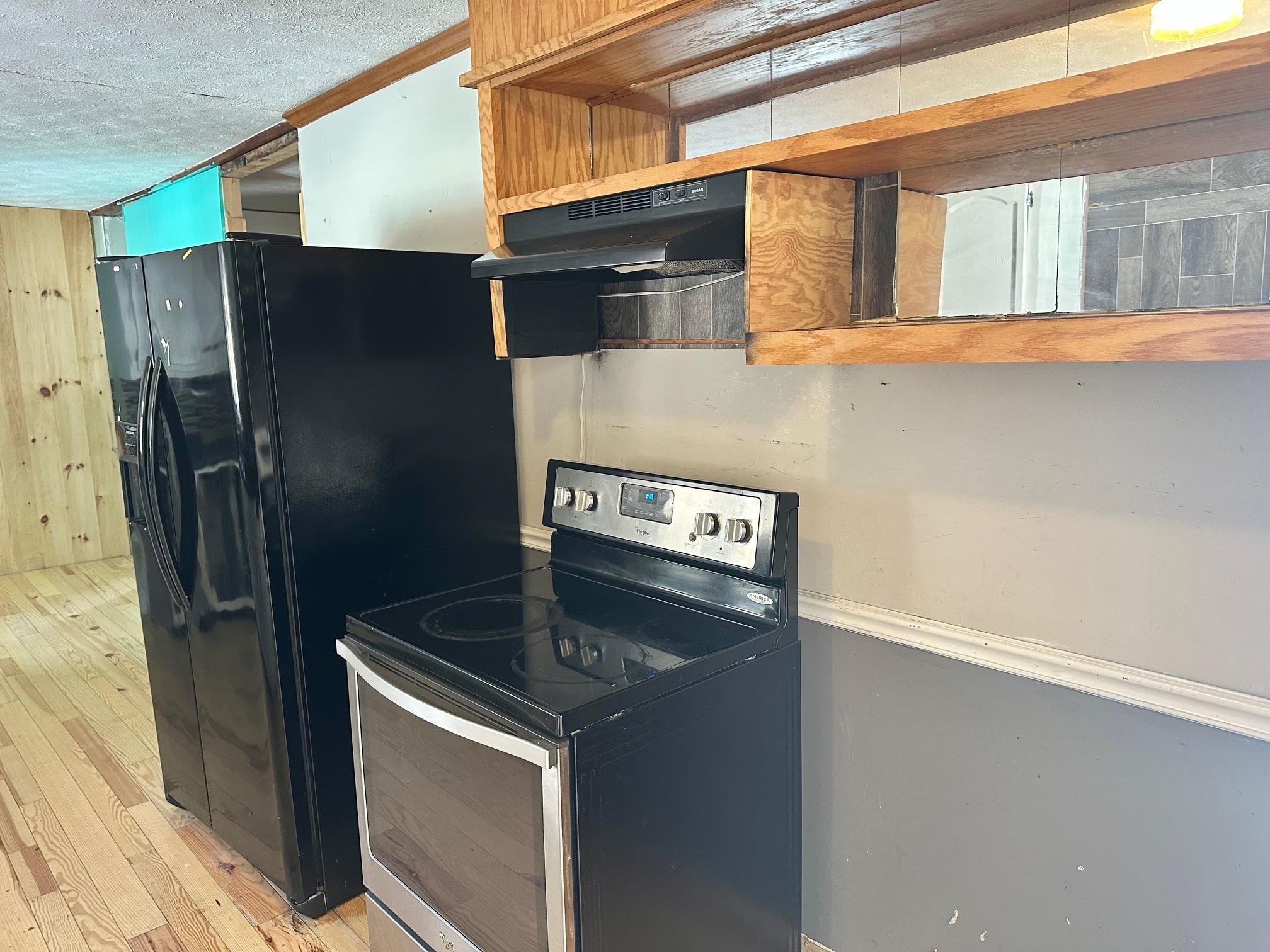 60 OAK ST, CRAIGSVILLE, Virginia 24430, 3 Bedrooms Bedrooms, ,2 BathroomsBathrooms,Residential,Bank owned property sold AS IS CONDITION,60 OAK ST,665157 MLS # 665157