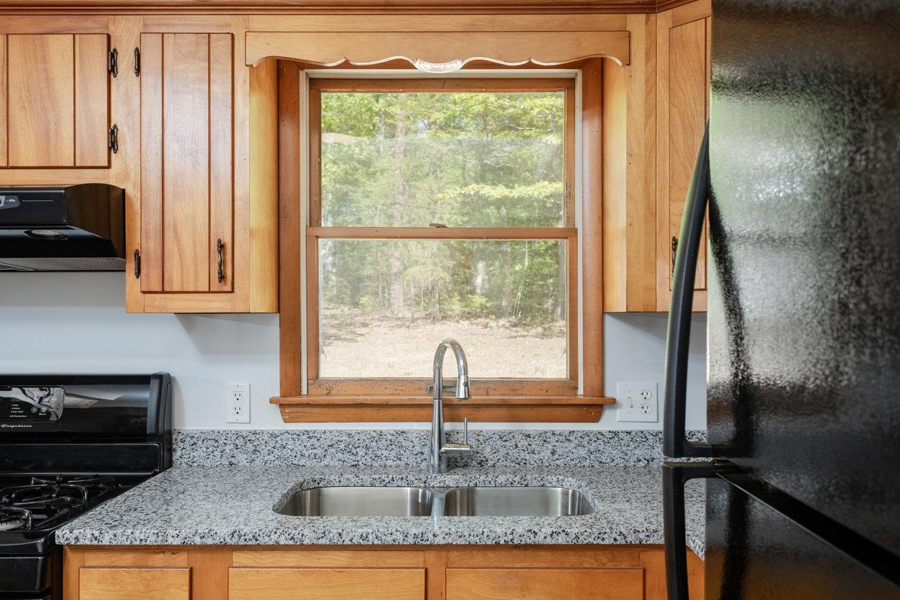 128 WALTER LN, FORT VALLEY, Virginia 22652, 4 Bedrooms Bedrooms, ,2 BathroomsBathrooms,Residential,128 WALTER LN,665159 MLS # 665159