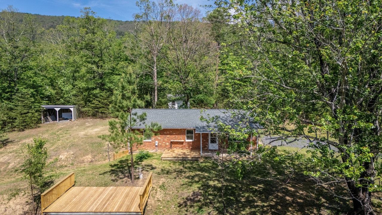 128 WALTER LN, FORT VALLEY, Virginia 22652, 4 Bedrooms Bedrooms, ,2 BathroomsBathrooms,Residential,128 WALTER LN,665159 MLS # 665159