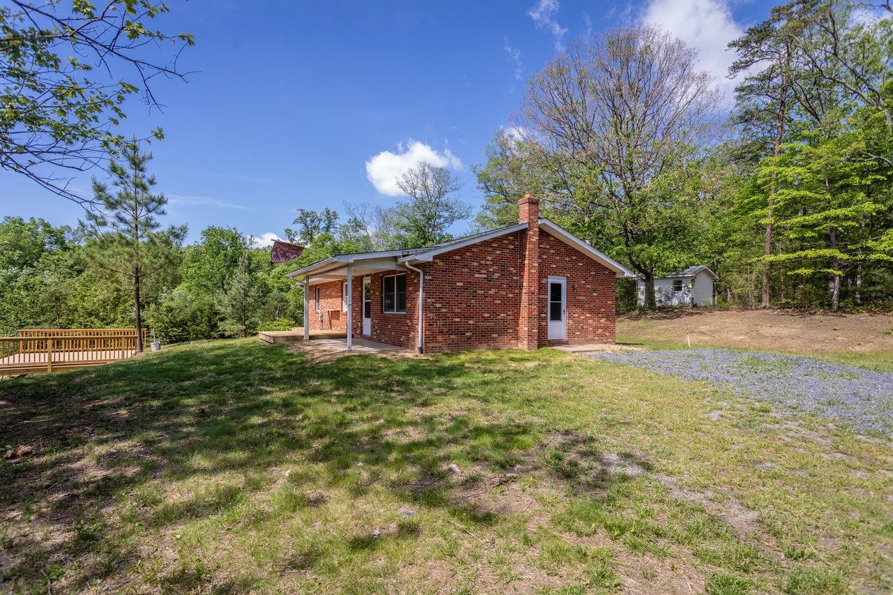 128 WALTER LN, FORT VALLEY, Virginia 22652, 4 Bedrooms Bedrooms, ,2 BathroomsBathrooms,Residential,128 WALTER LN,665159 MLS # 665159