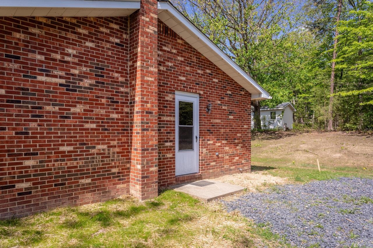 128 WALTER LN, FORT VALLEY, Virginia 22652, 4 Bedrooms Bedrooms, ,2 BathroomsBathrooms,Residential,128 WALTER LN,665159 MLS # 665159