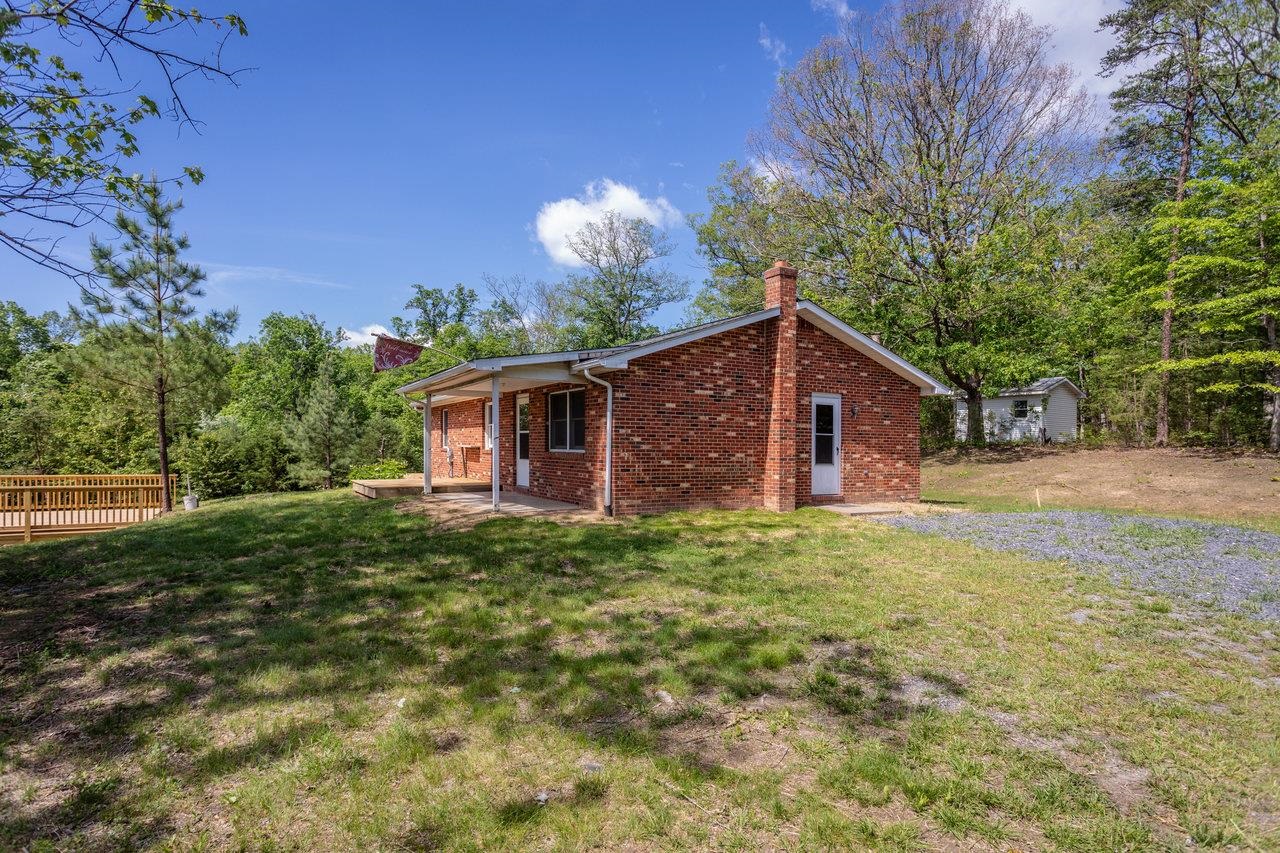 128 WALTER LN, FORT VALLEY, Virginia 22652, 4 Bedrooms Bedrooms, ,2 BathroomsBathrooms,Residential,128 WALTER LN,665159 MLS # 665159