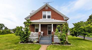 39 OAK ST, FISHERSVILLE, Virginia 22939, 3 Bedrooms Bedrooms, ,1 BathroomBathrooms,Residential,39 OAK ST,665161 MLS # 665161