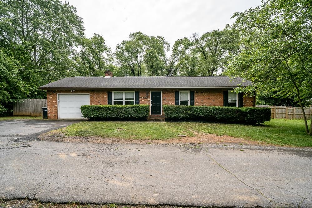 1014 PAUL ST, HARRISONBURG, Virginia 22802, 3 Bedrooms Bedrooms, ,2 BathroomsBathrooms,Residential,1014 PAUL ST,665162 MLS # 665162