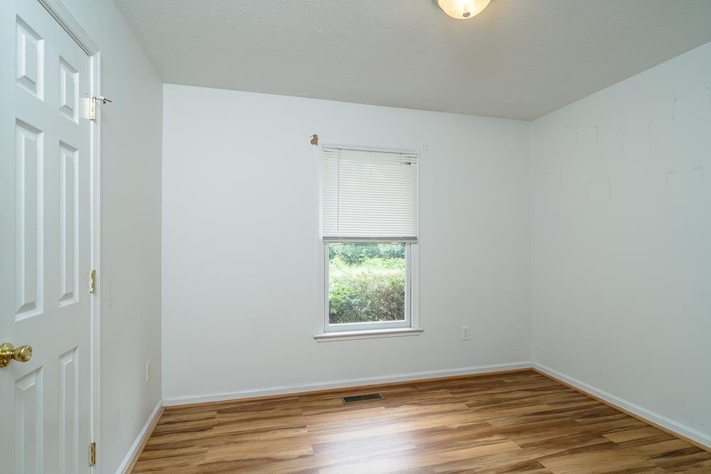 1014 PAUL ST, HARRISONBURG, Virginia 22802, 3 Bedrooms Bedrooms, ,2 BathroomsBathrooms,Residential,1014 PAUL ST,665162 MLS # 665162